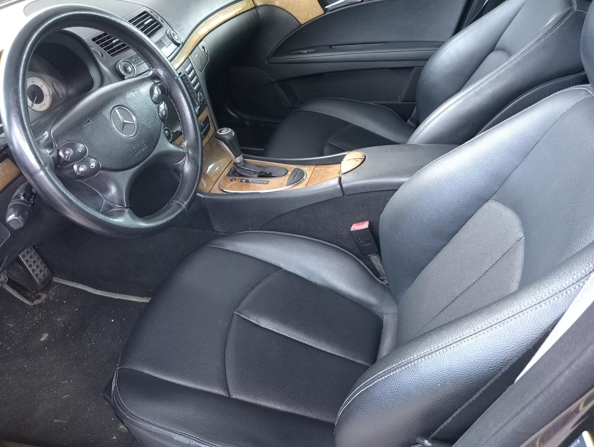 Mercedes-Benz E220 · Ano 2008 — imagen 7