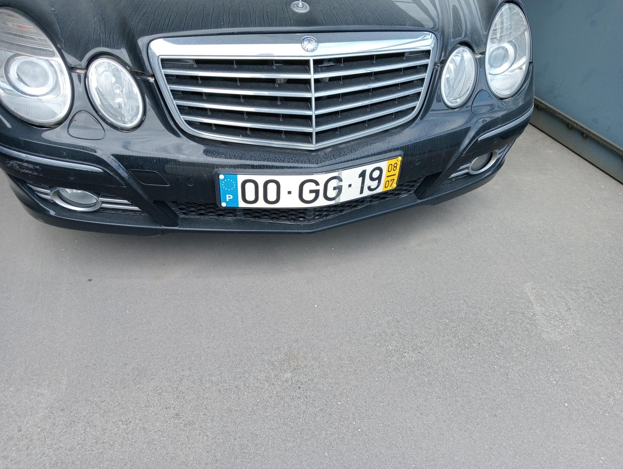 Mercedes-Benz E220 · Ano 2008 — imagen 3