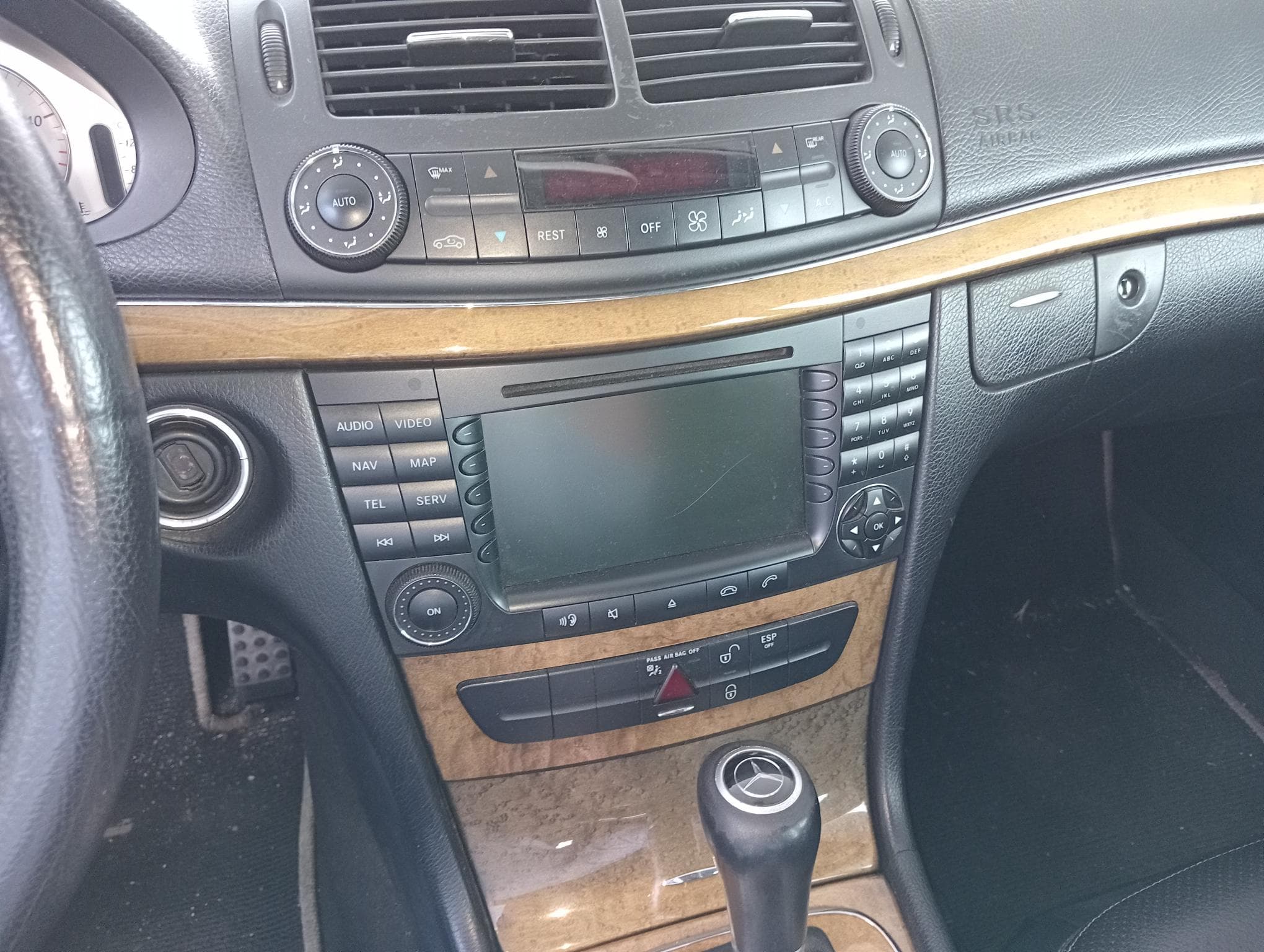 Mercedes-Benz E220 · Ano 2008 — imagen 8