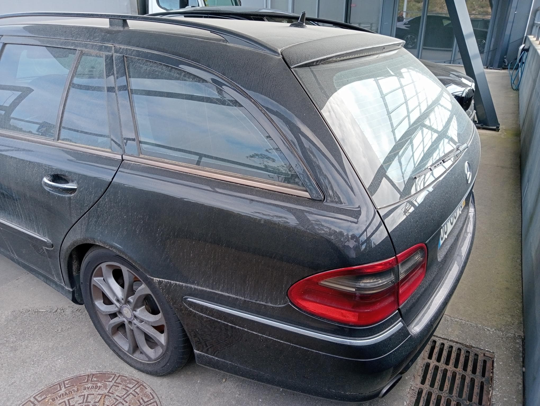 Mercedes-Benz E220 · Ano 2008 — imagen 5