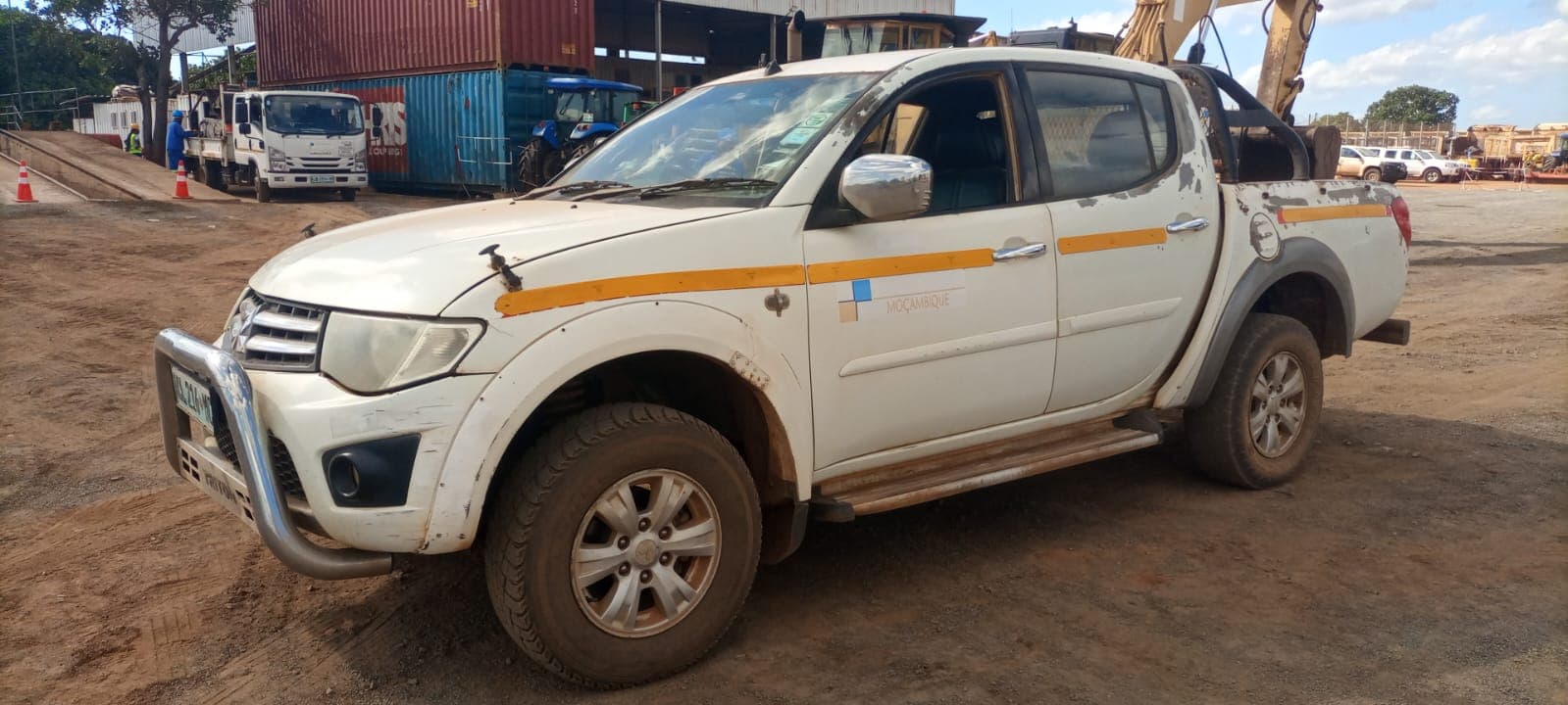 MITSUBISHI TRITON 3.2 GLS D/C - 2013 — imagem 2