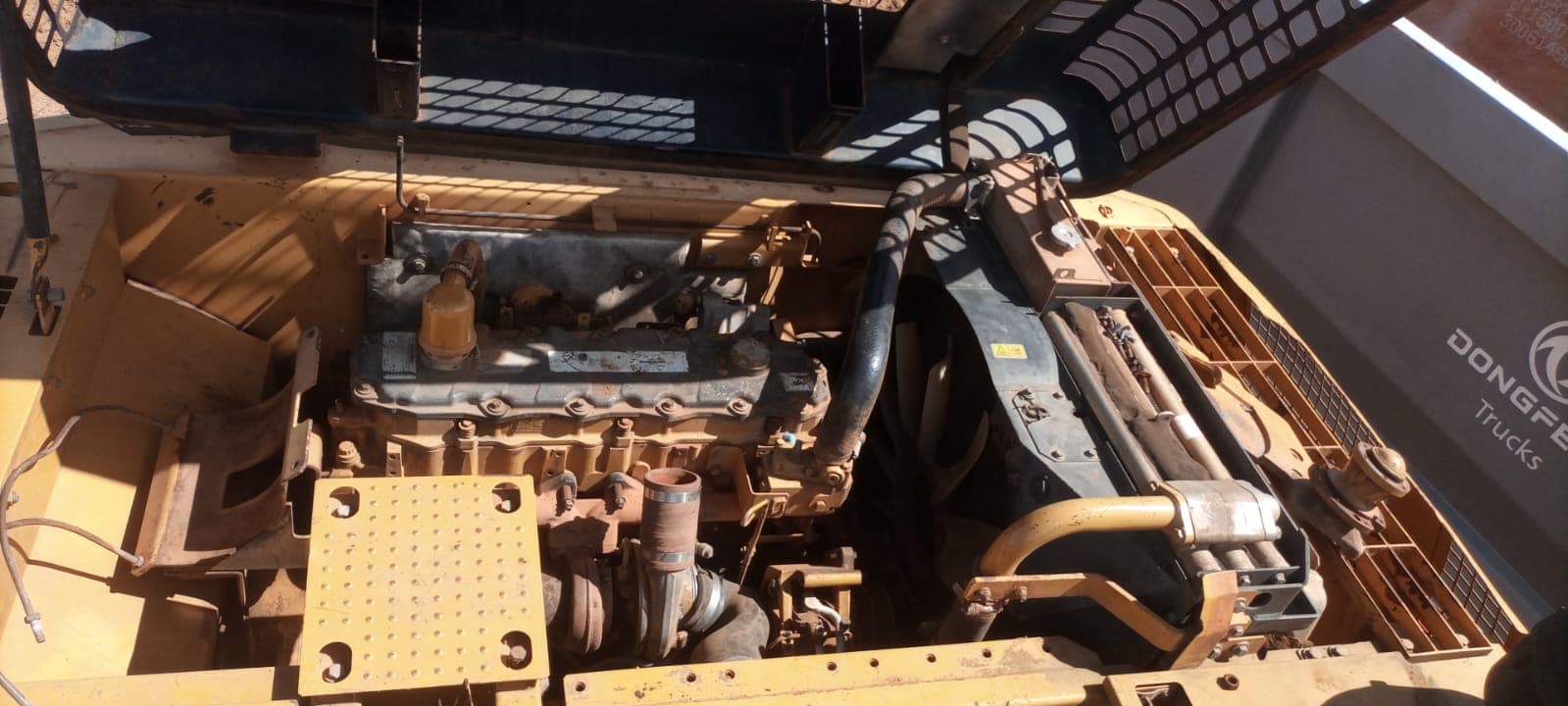 Escavadora de Rastos 25T - 2011 — image 10
