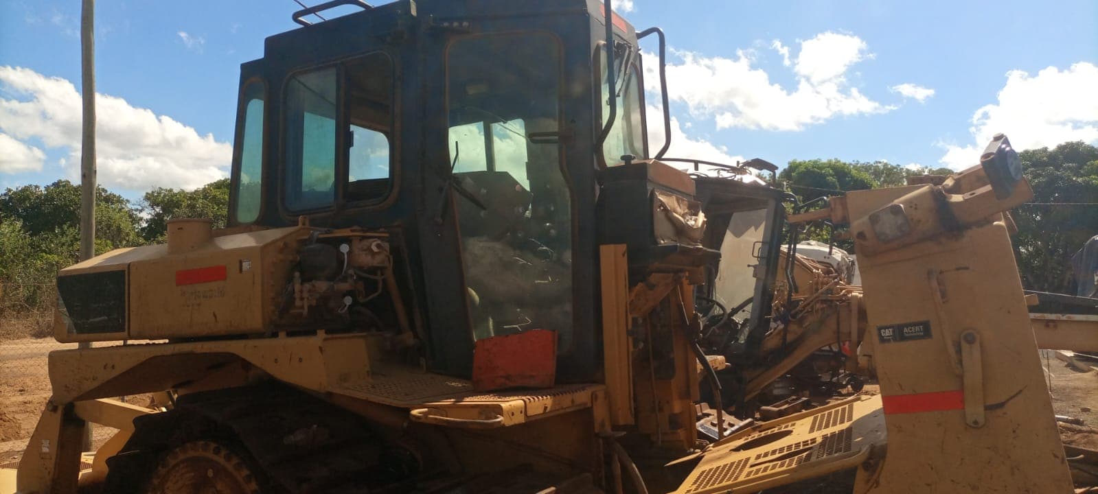 Tractor de Rastos - 2011 — imagem 6