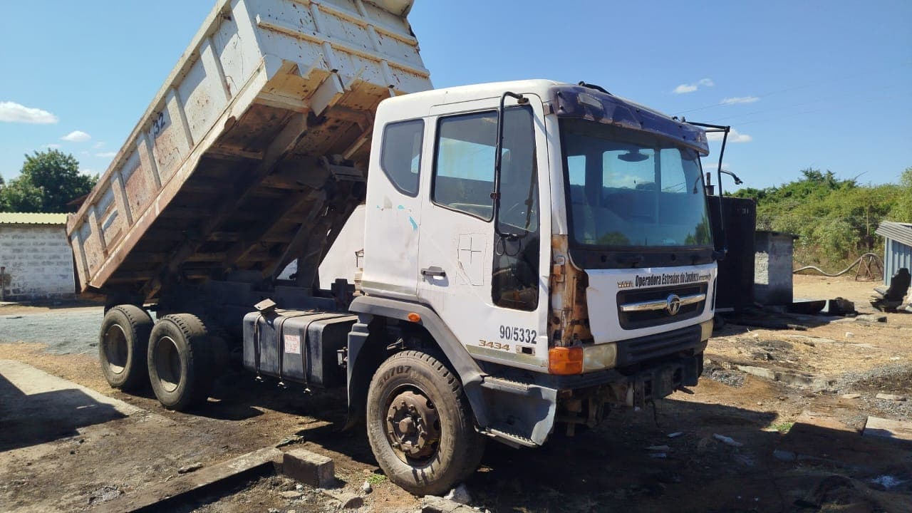 TATA NOVUS K5DEF 26T (6X4) - 2013
