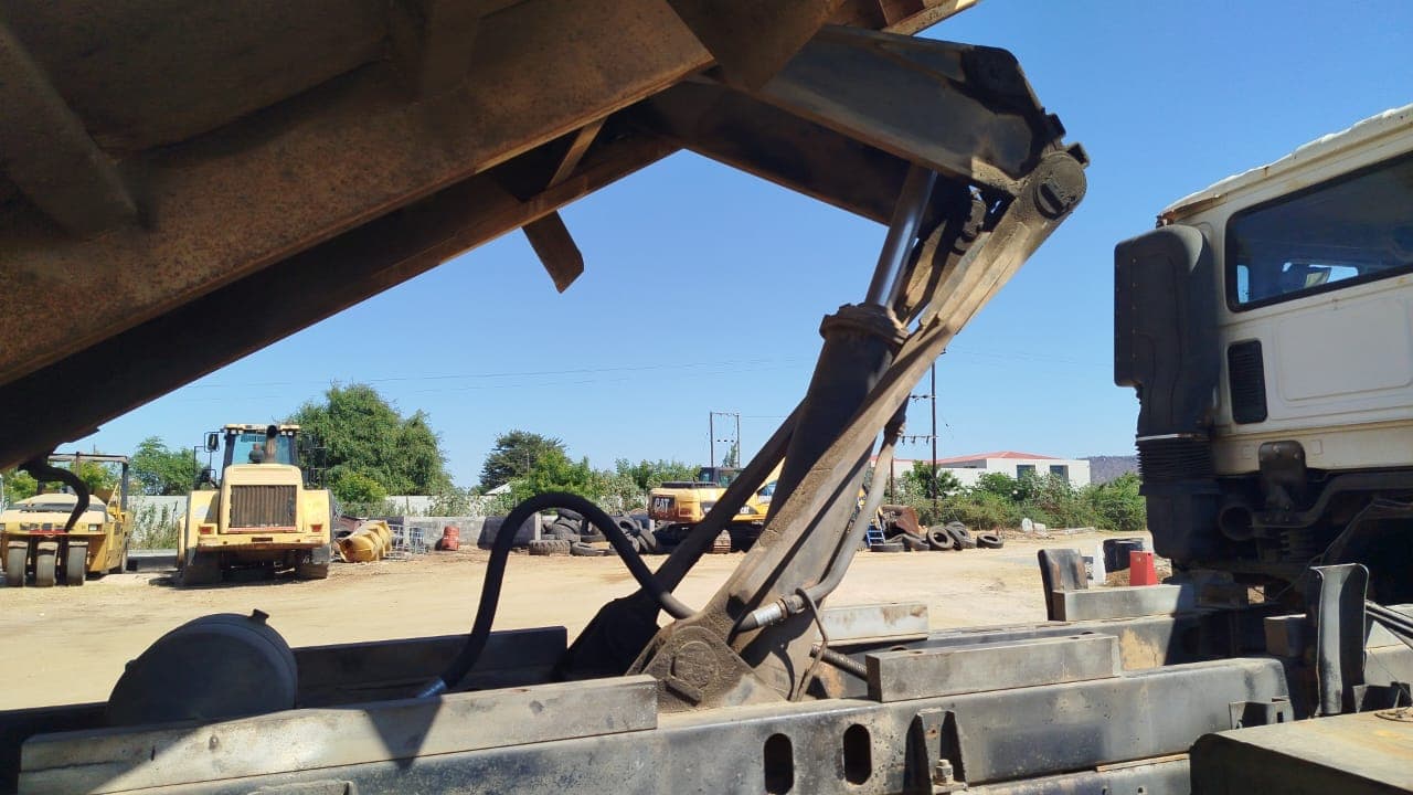 TATA NOVUS K5DEF 26T (6X4) - 2014 — imagem 11