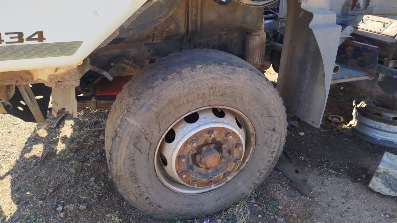TATA NOVUS K5DEF 26T (6X4) - 2014 — imagem 7