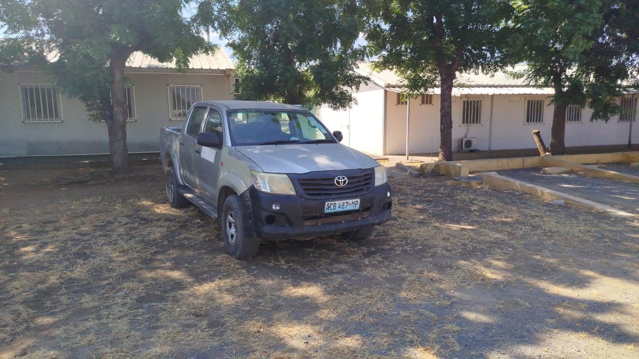 Toyota Hilux 2.5 C/D - 2011 — imagem 2