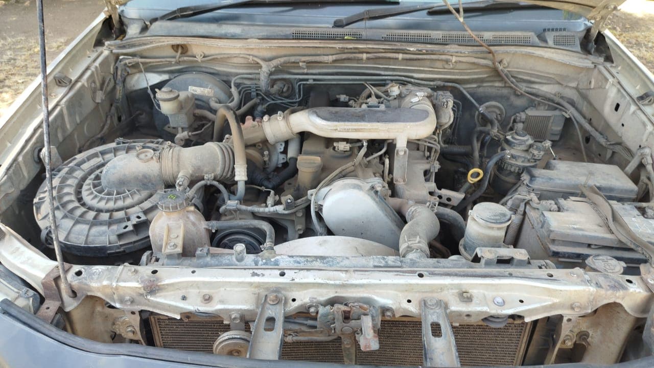 Toyota Hilux 2.5 C/D - 2011 — imagem 15