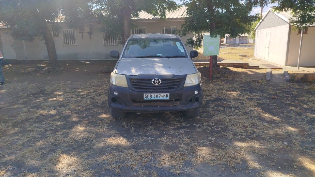Toyota Hilux 2.5 C/D - 2011 — imagem 5