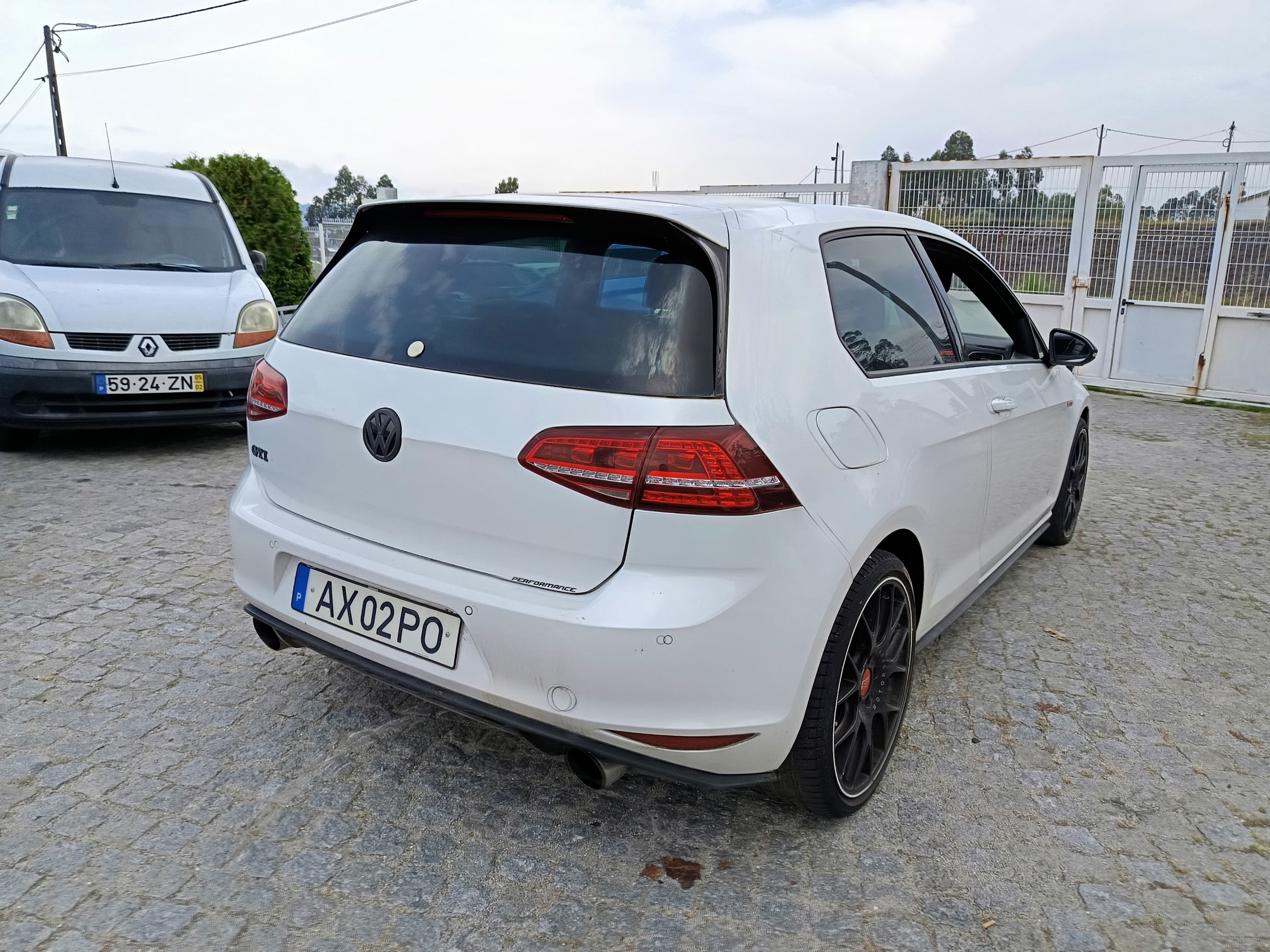 Volkswagen Golf VII 2.0 TSI GTI Performance · Ano 2014 — imagen 4
