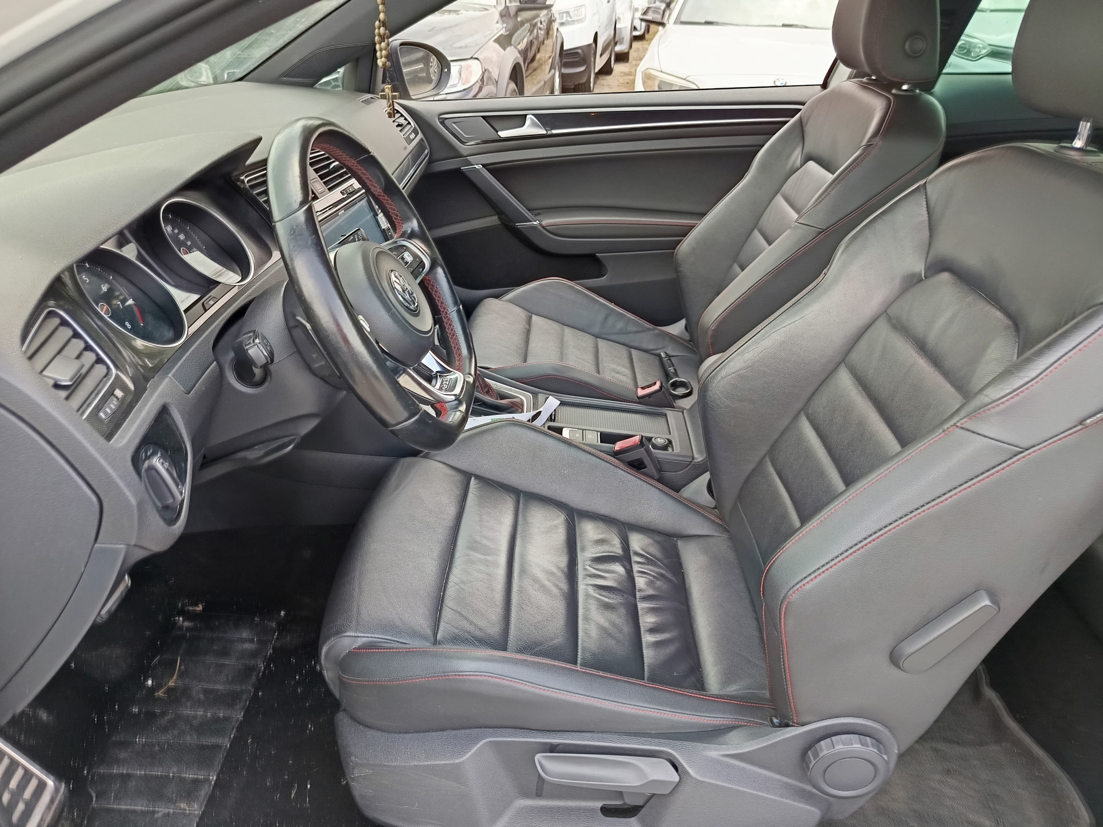 Volkswagen Golf VII 2.0 TSI GTI Performance · Ano 2014 — imagen 25