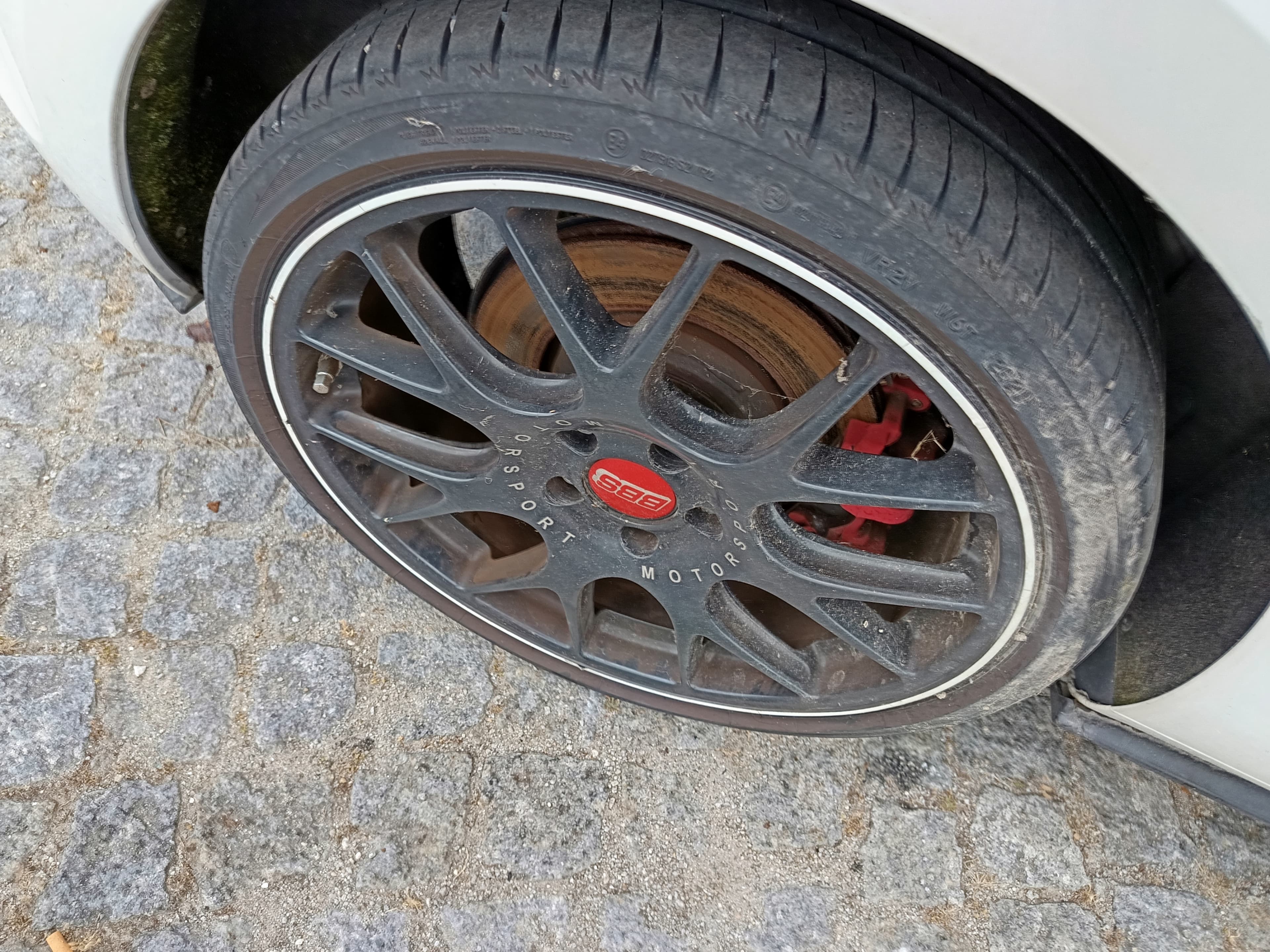 Volkswagen Golf VII 2.0 TSI GTI Performance · Ano 2014 — imagen 9