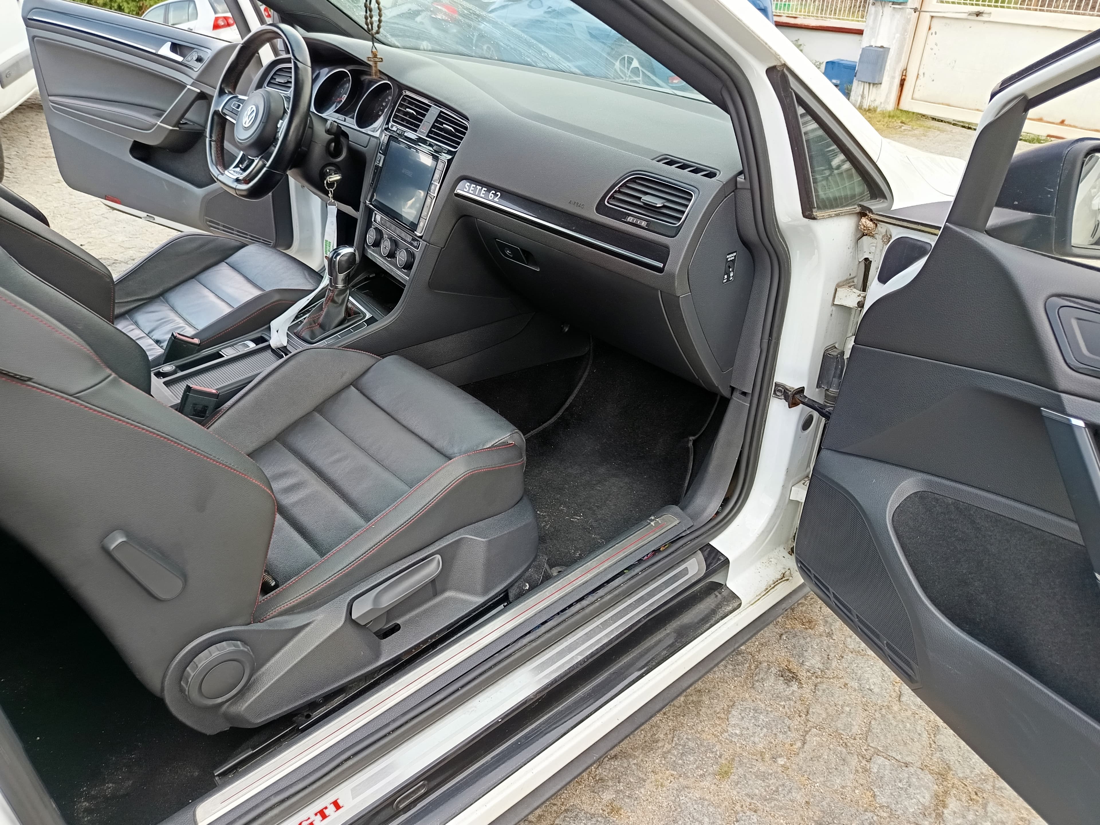Volkswagen Golf VII 2.0 TSI GTI Performance · Ano 2014 — imagen 18