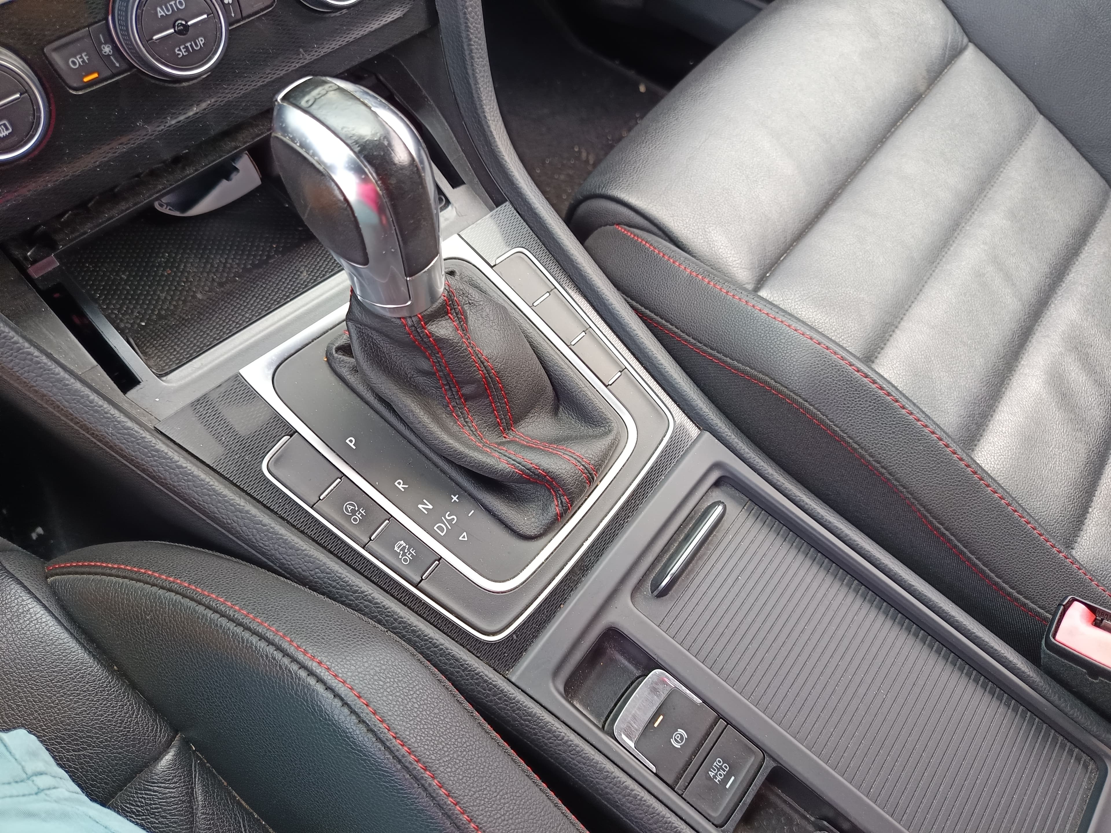 Volkswagen Golf VII 2.0 TSI GTI Performance · Ano 2014 — imagen 34