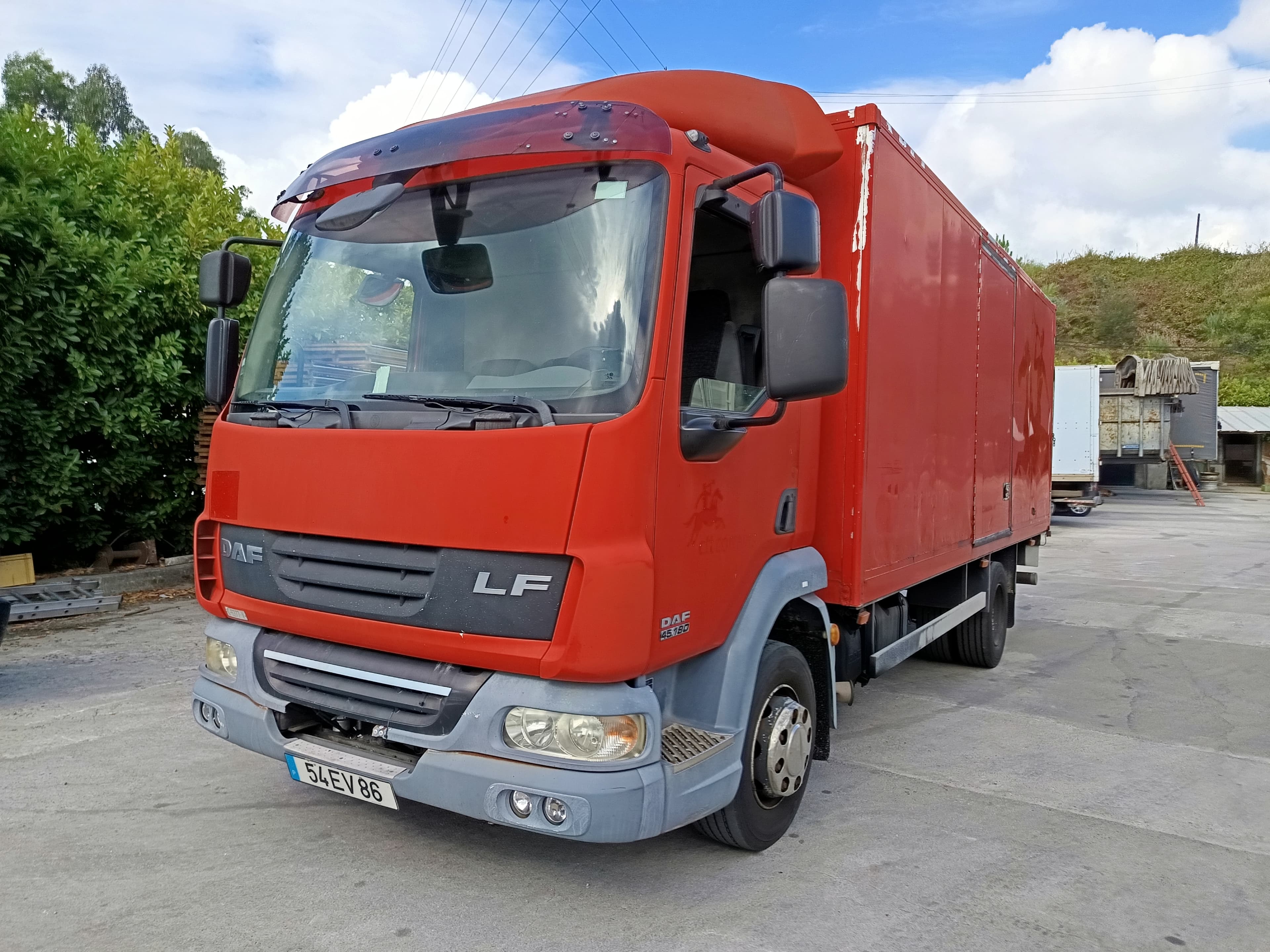 DAF LF 45.180 · Ano 2007 — imagem 3