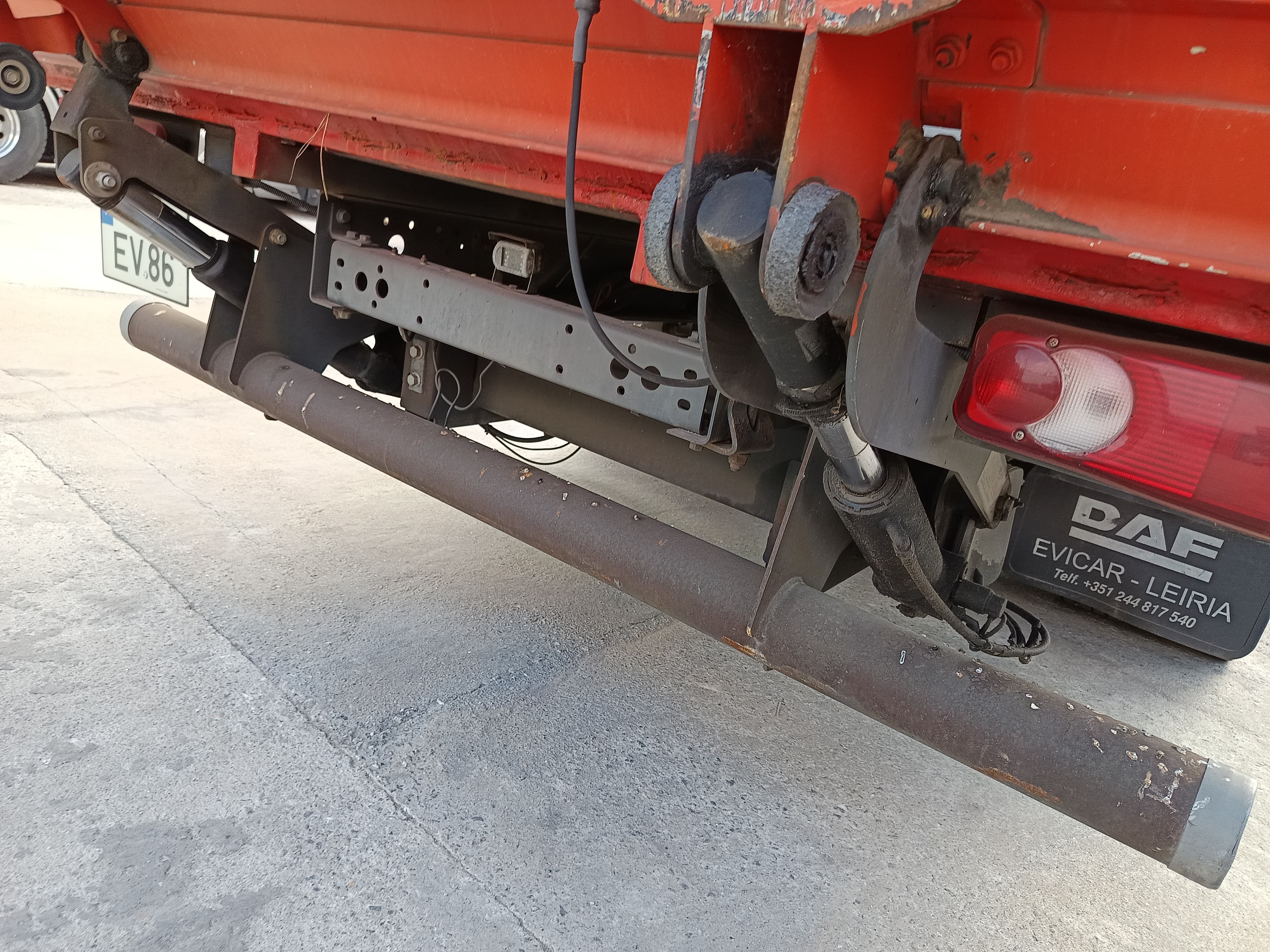 DAF LF 45.180 · Ano 2007 — imagem 34