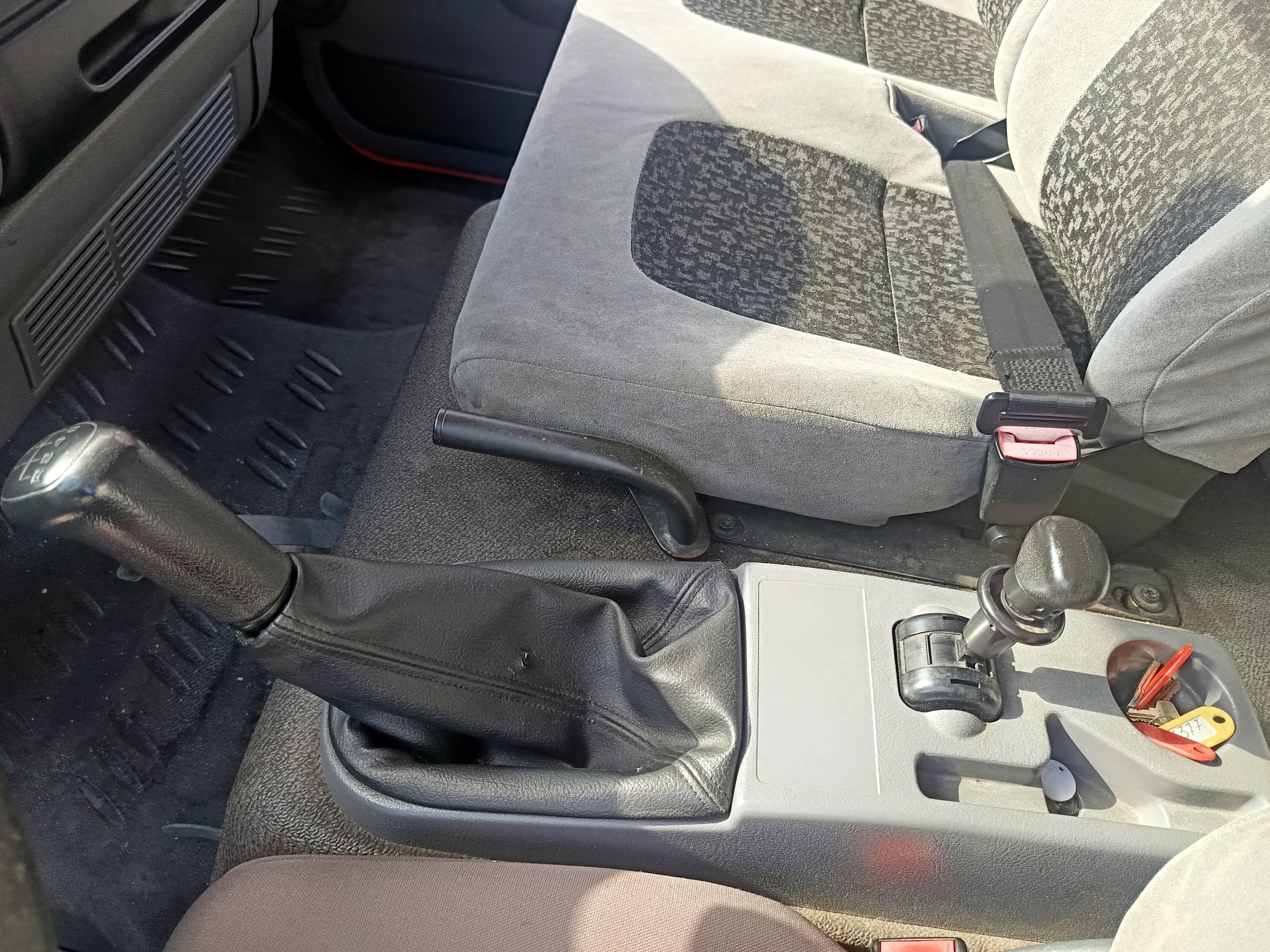 DAF LF 45.180 · Ano 2007 — imagem 25