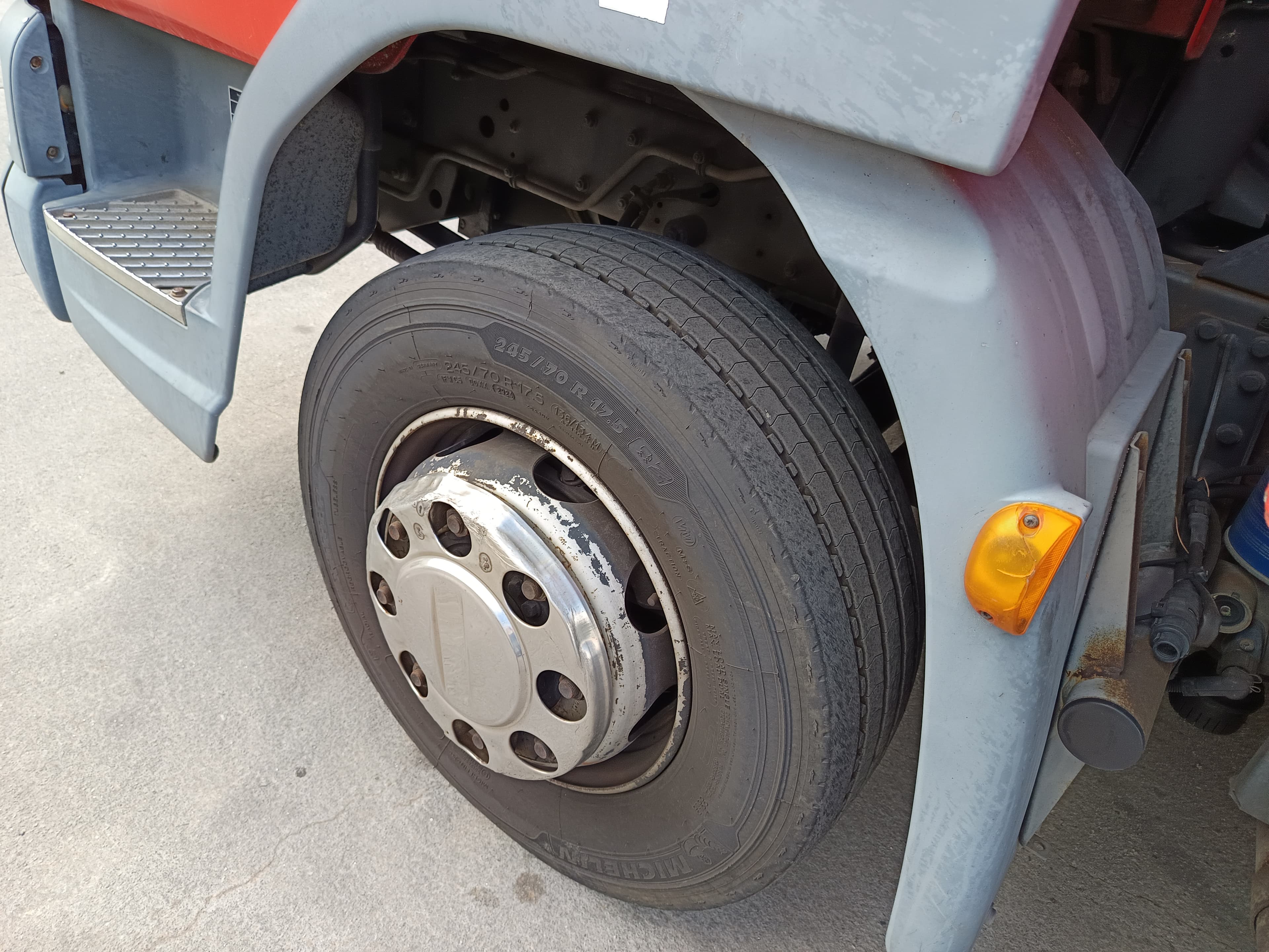DAF LF 45.180 · Ano 2007 — imagem 10
