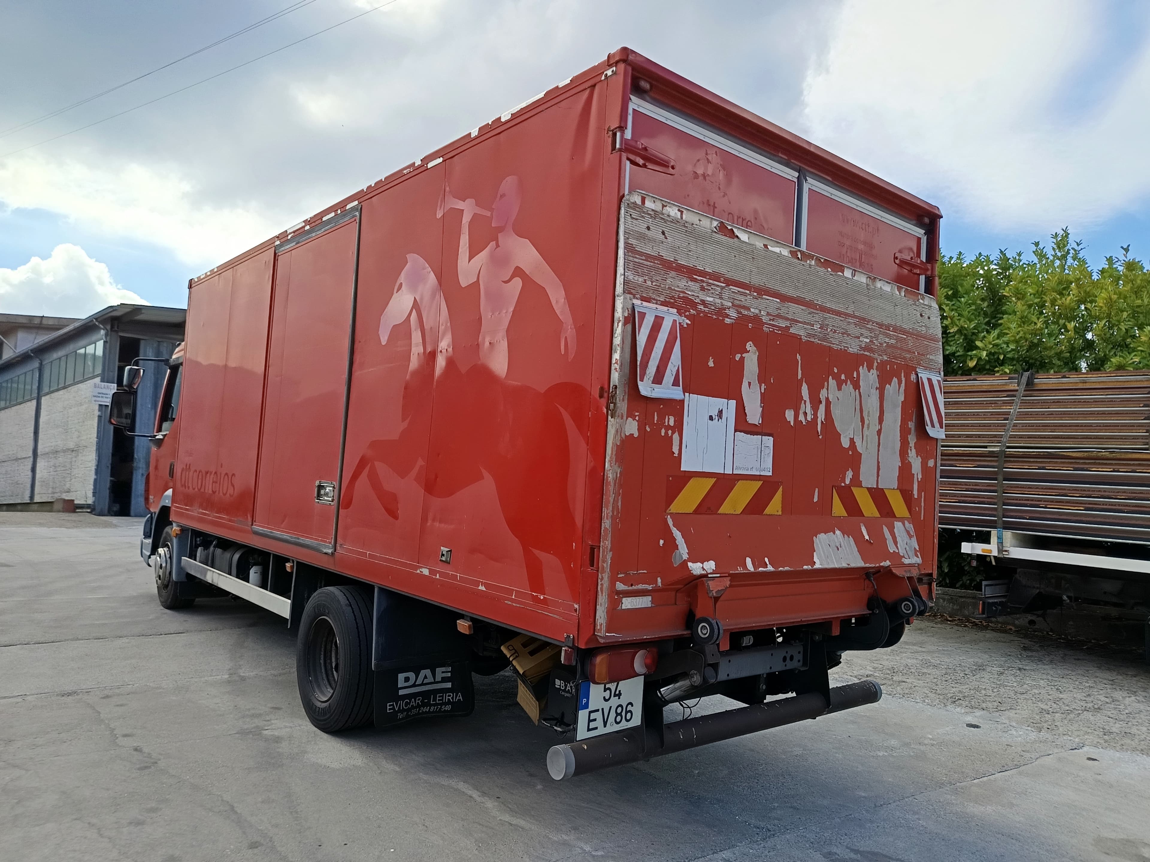 DAF LF 45.180 · Ano 2007 — imagem 4