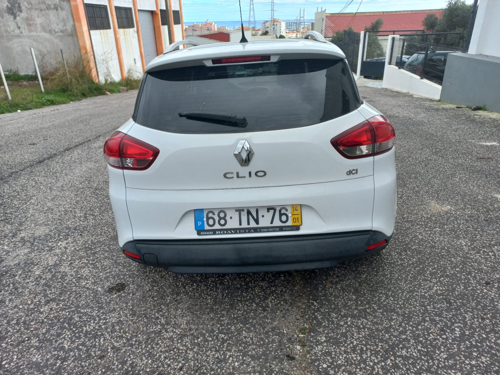 Renault Clio IV · Ano 2014     Més Janeiro — imagem 4