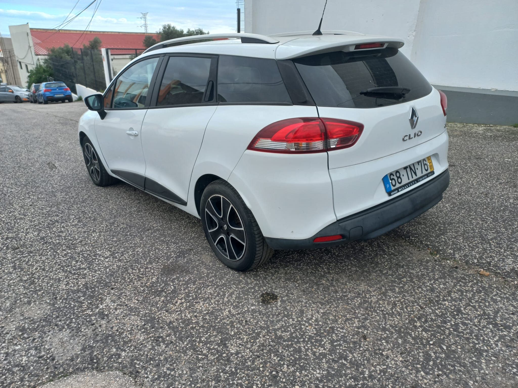 Renault Clio IV · Ano 2014     Més Janeiro — imagem 5