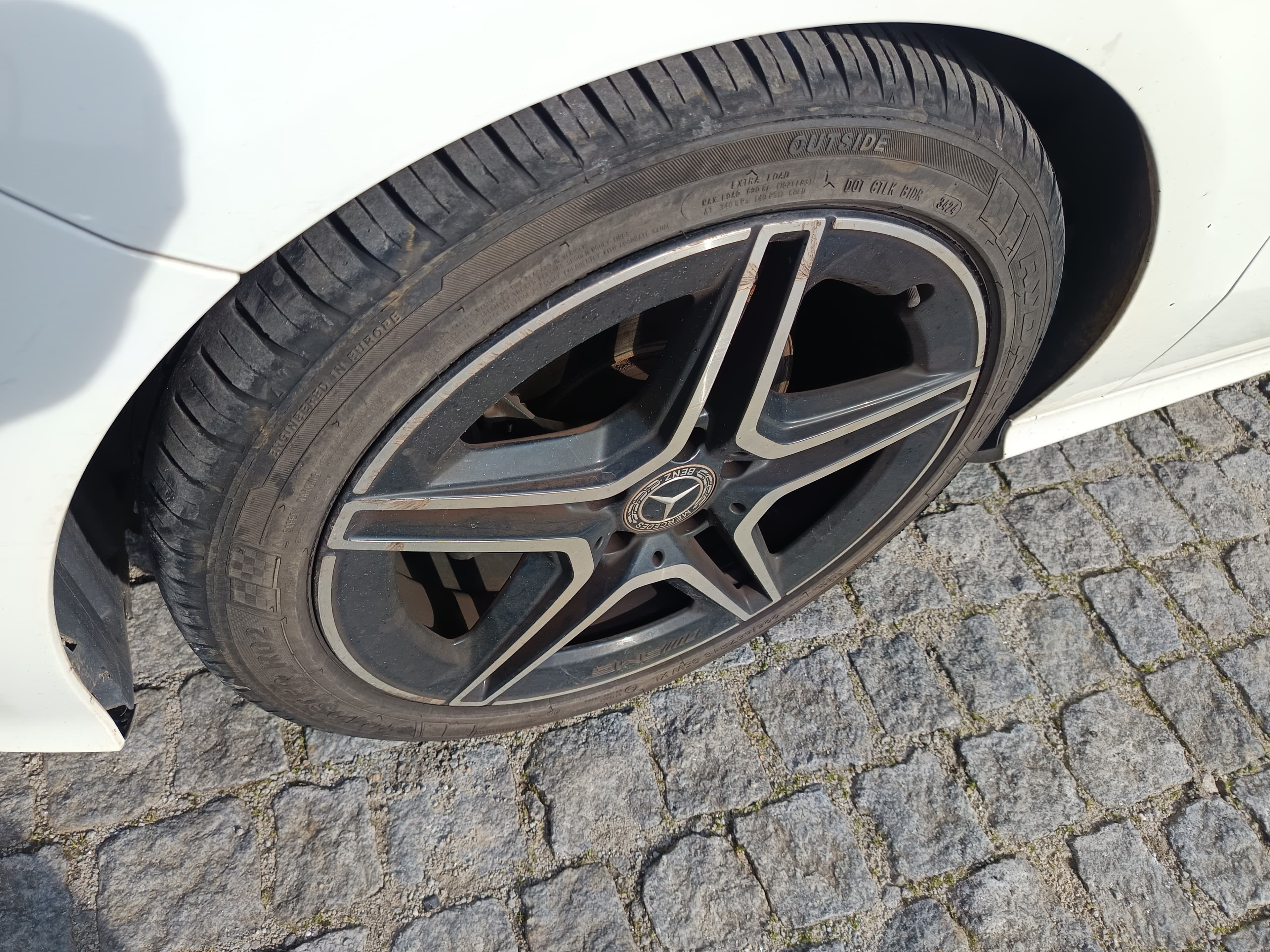Mercedes-Benz — image 15