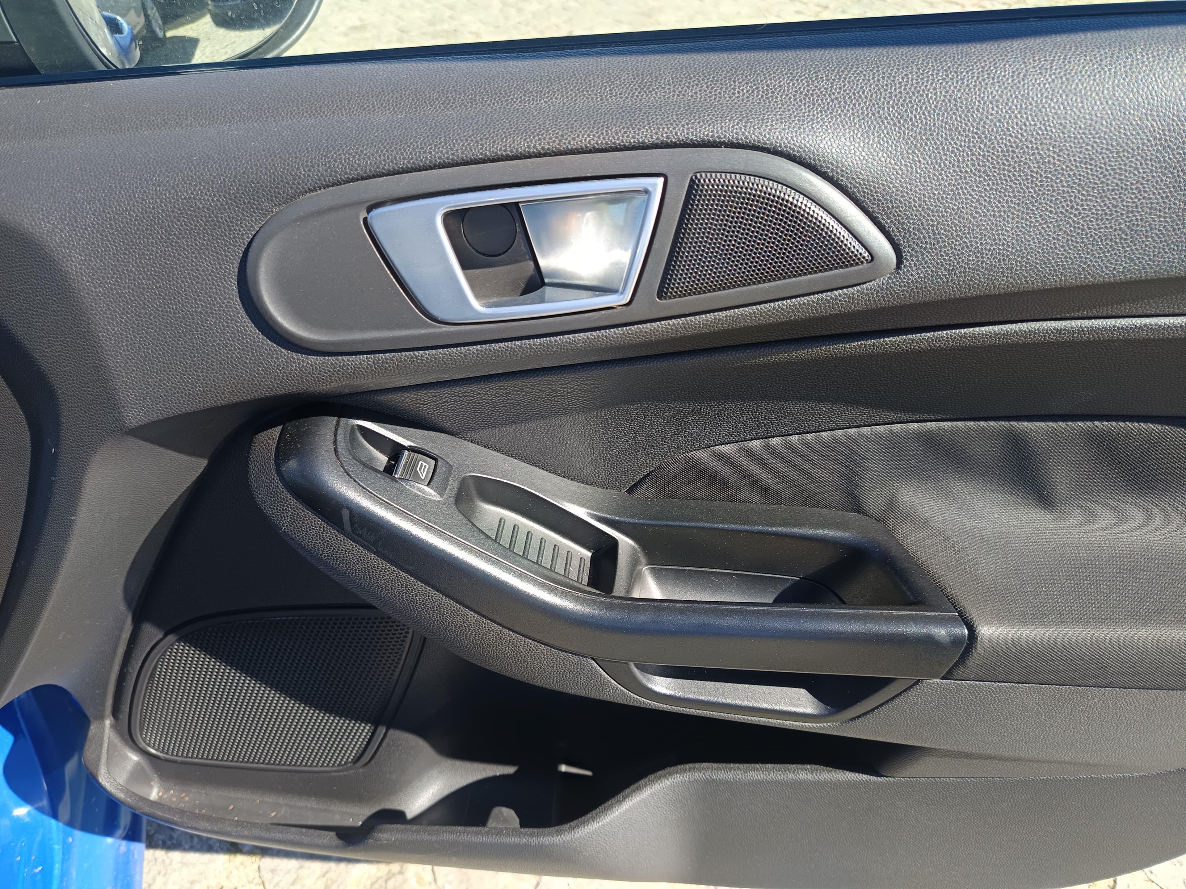Ford Fiesta · Ano 2019 — image 24