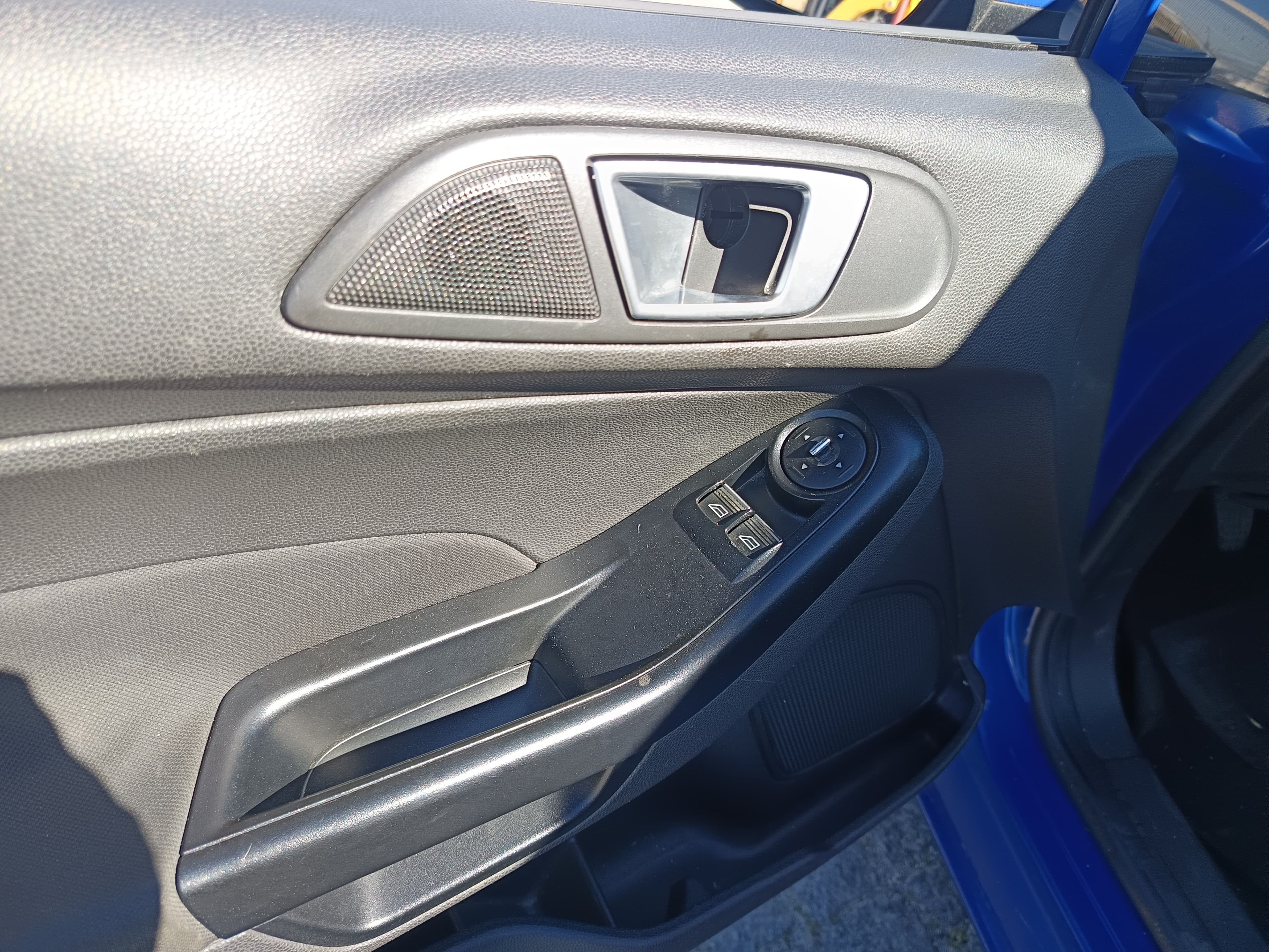 Ford Fiesta · Ano 2019 — image 31