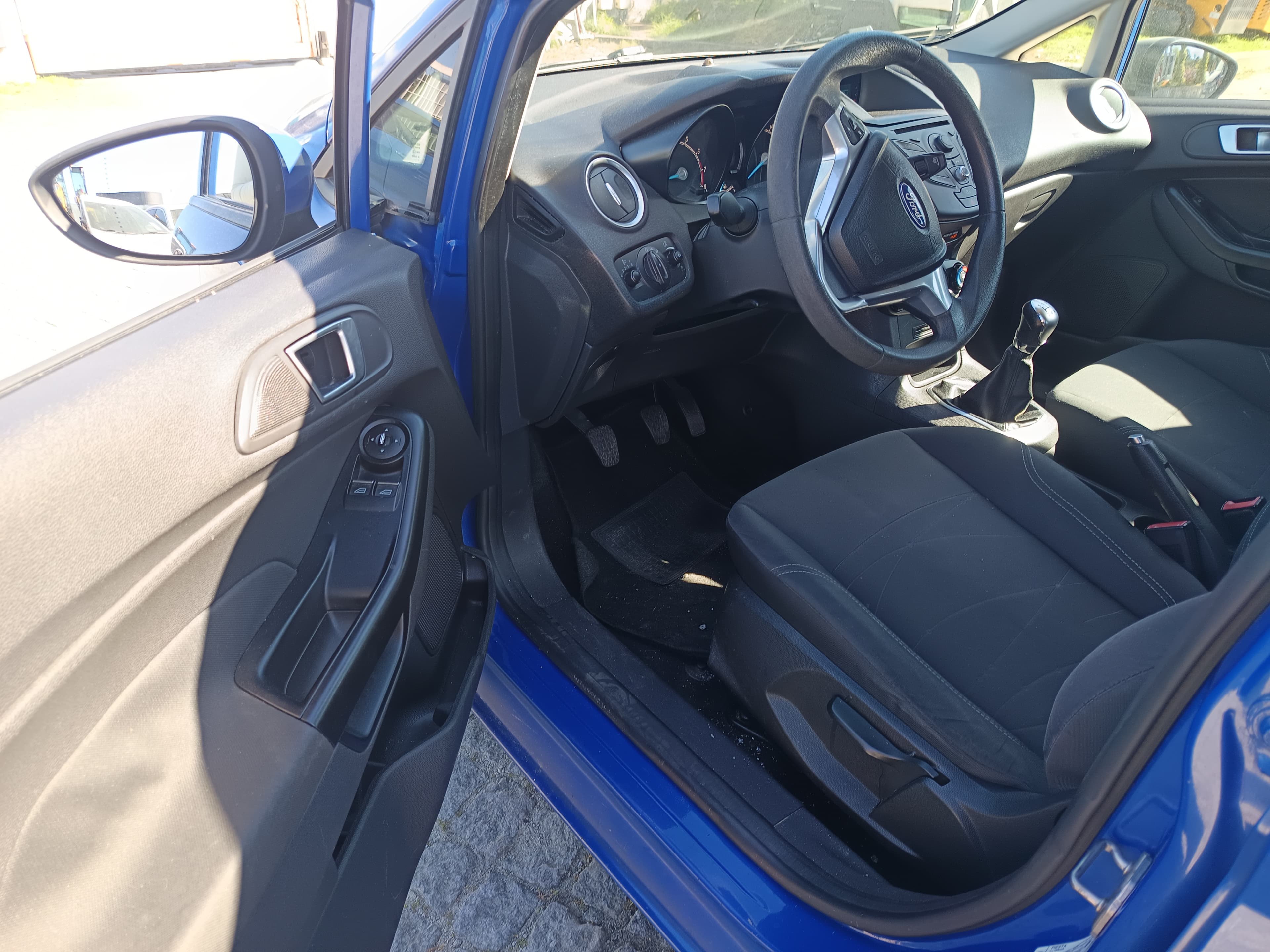 Ford Fiesta · Ano 2019 — image 30