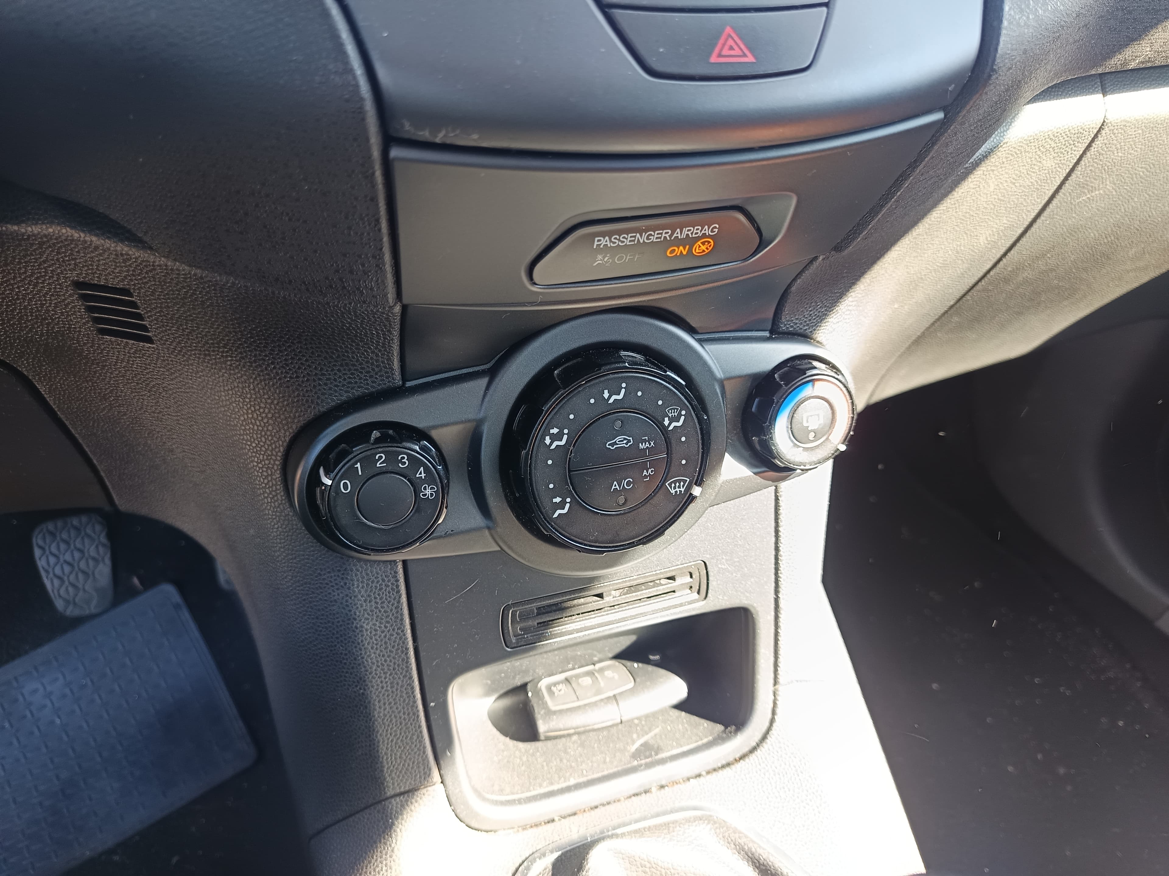 Ford Fiesta · Ano 2019 — image 37