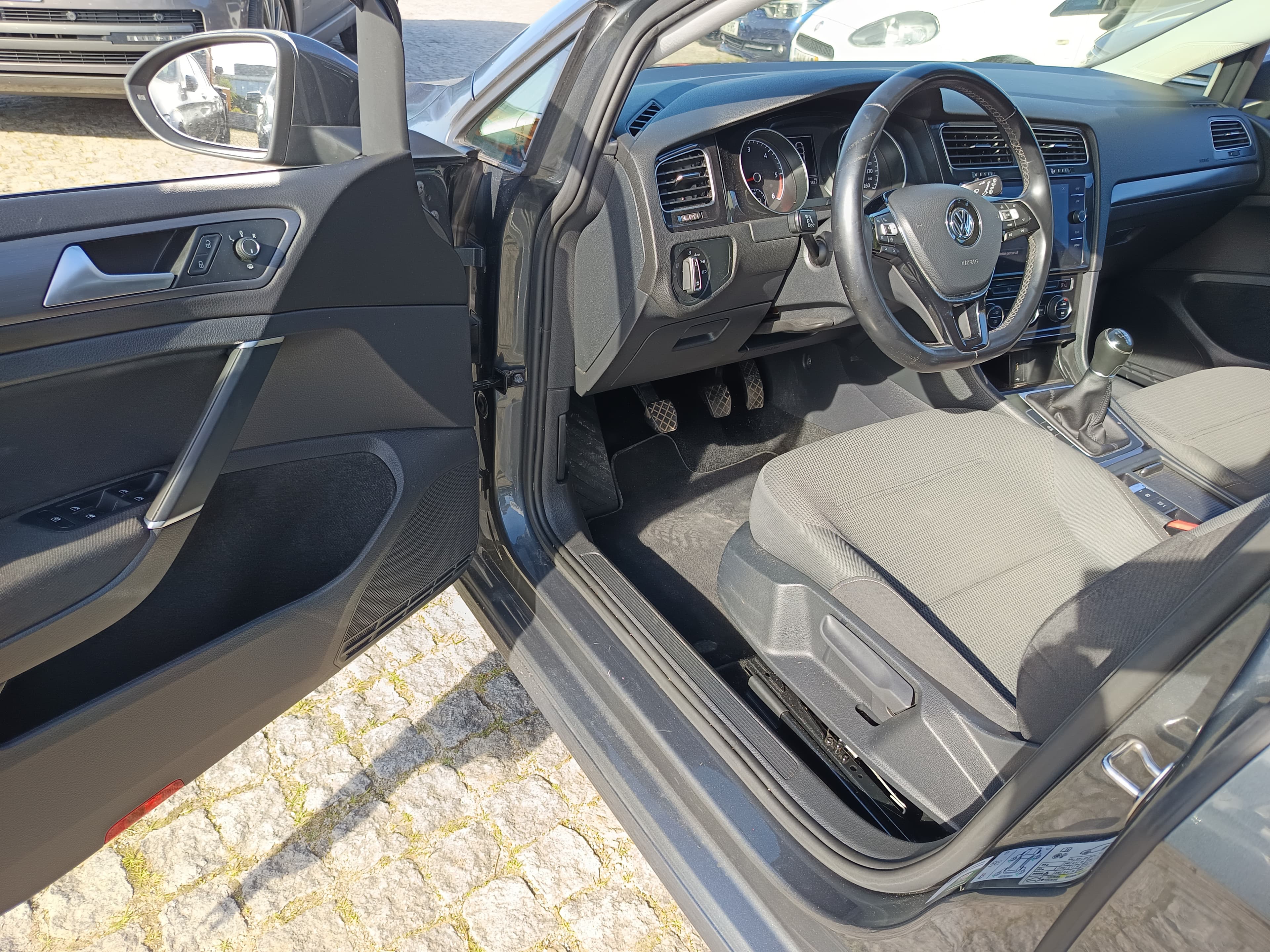 Volkswagen Golf · Ano 2020 — imagem 30