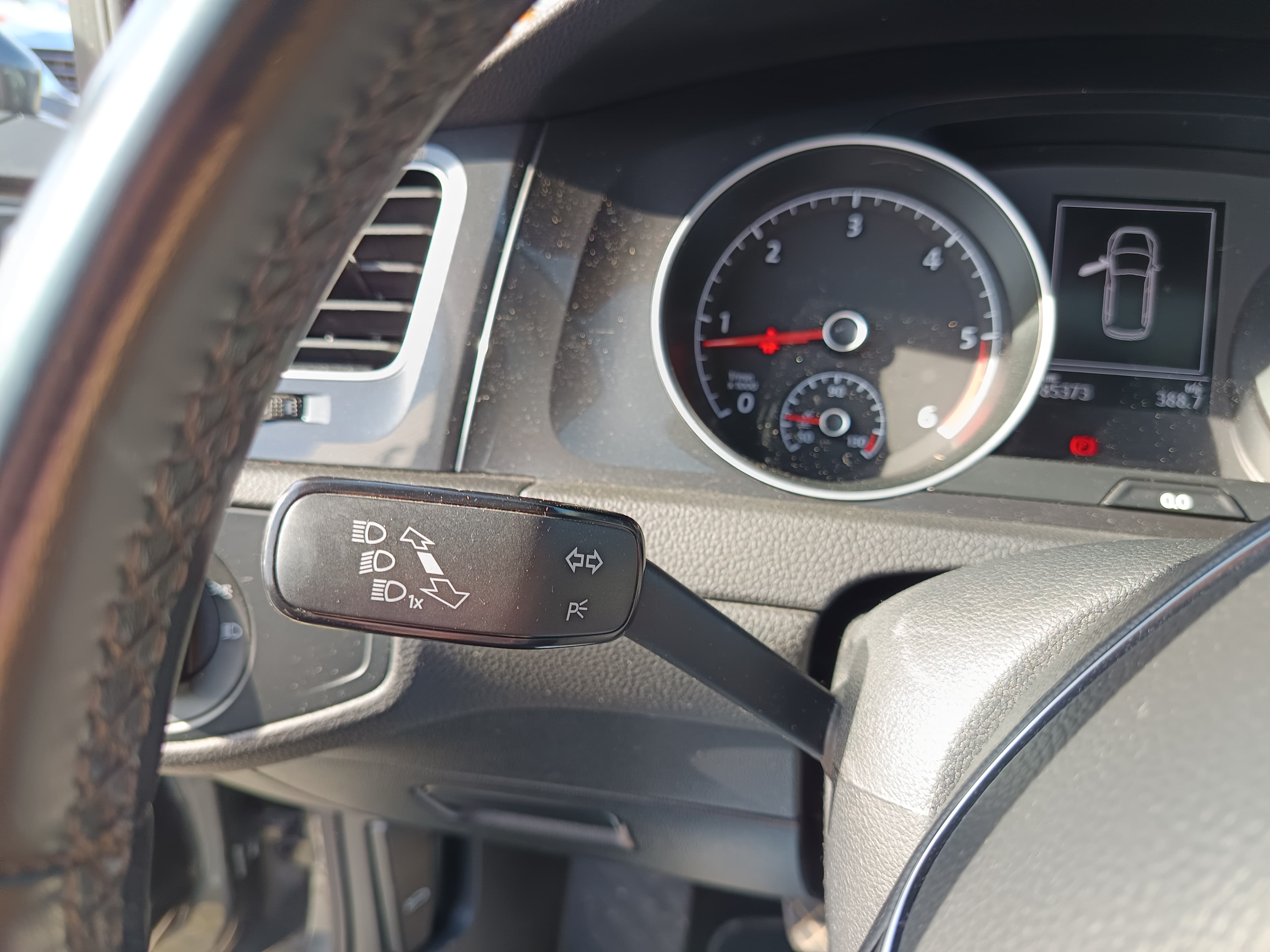 Volkswagen Golf · Ano 2020 — imagem 43
