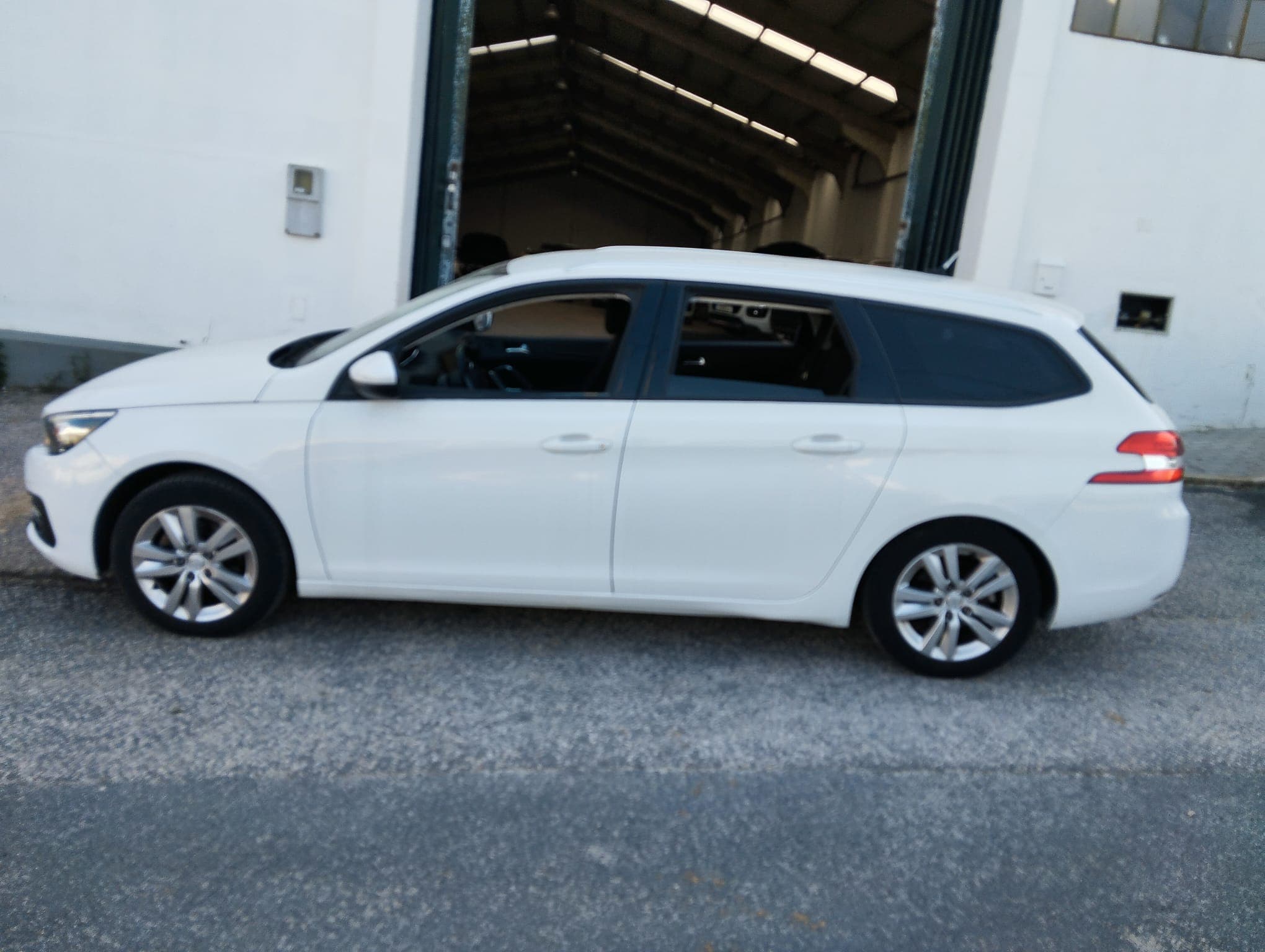 Peugeot 308 · Ano 2018 — imagem 7