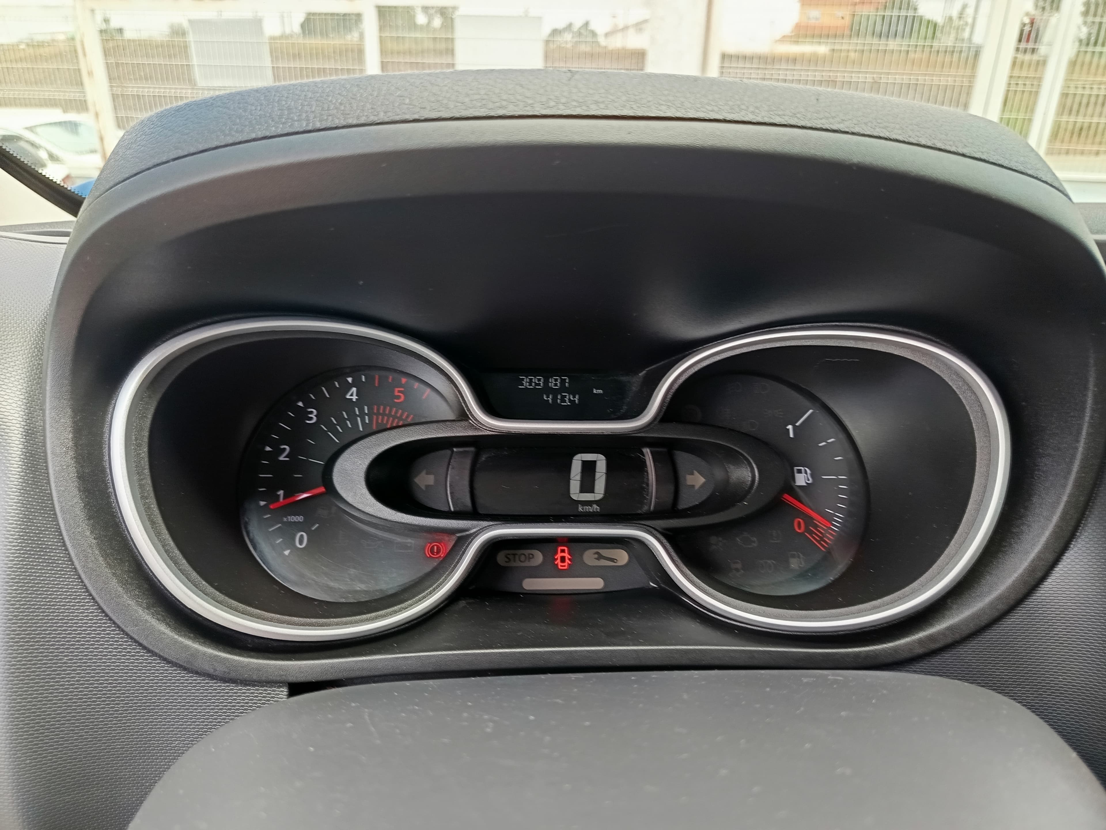 Renault Trafic · Ano 2021 — imagen 31