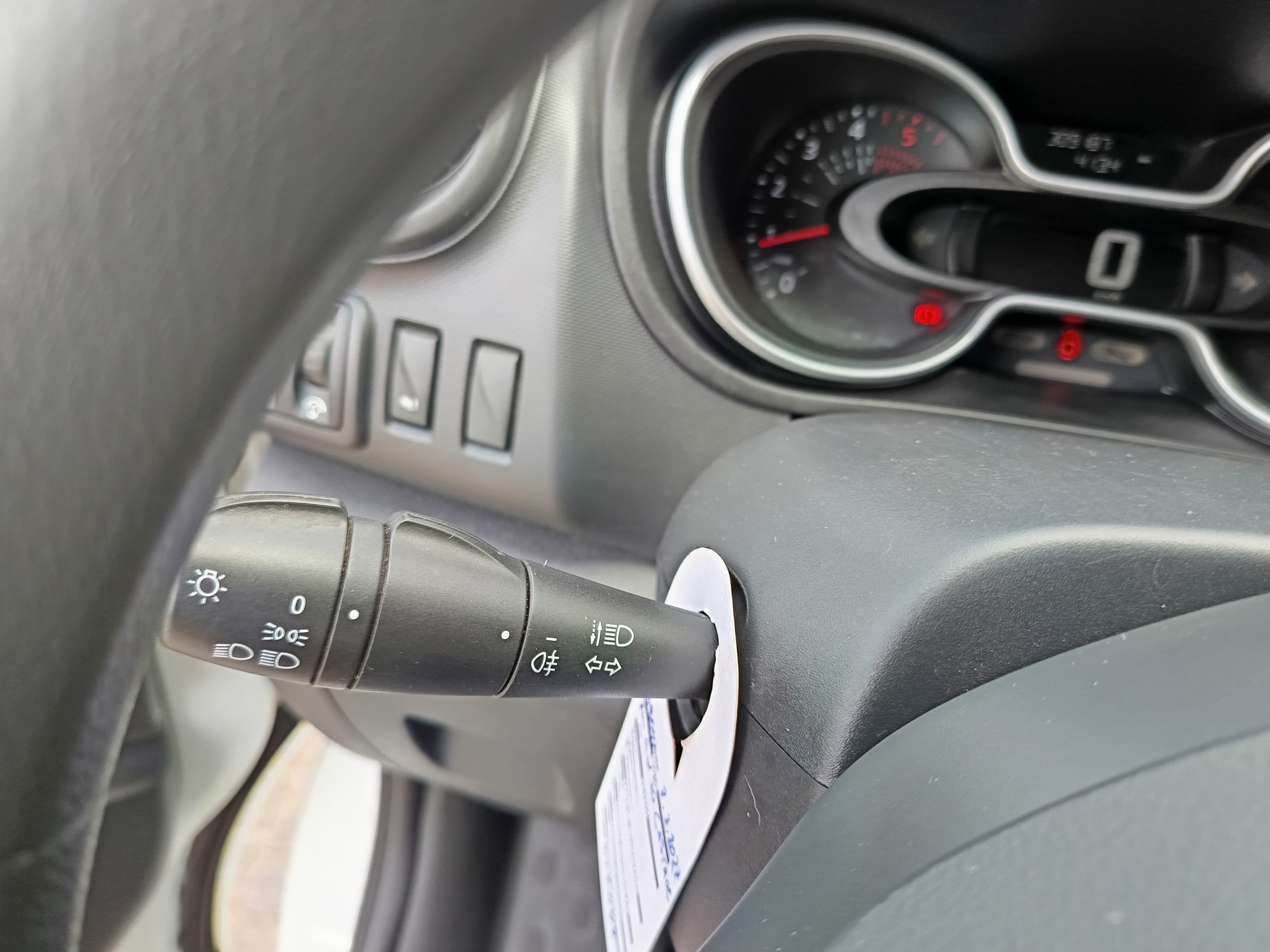 Renault Trafic · Ano 2021 — imagen 33