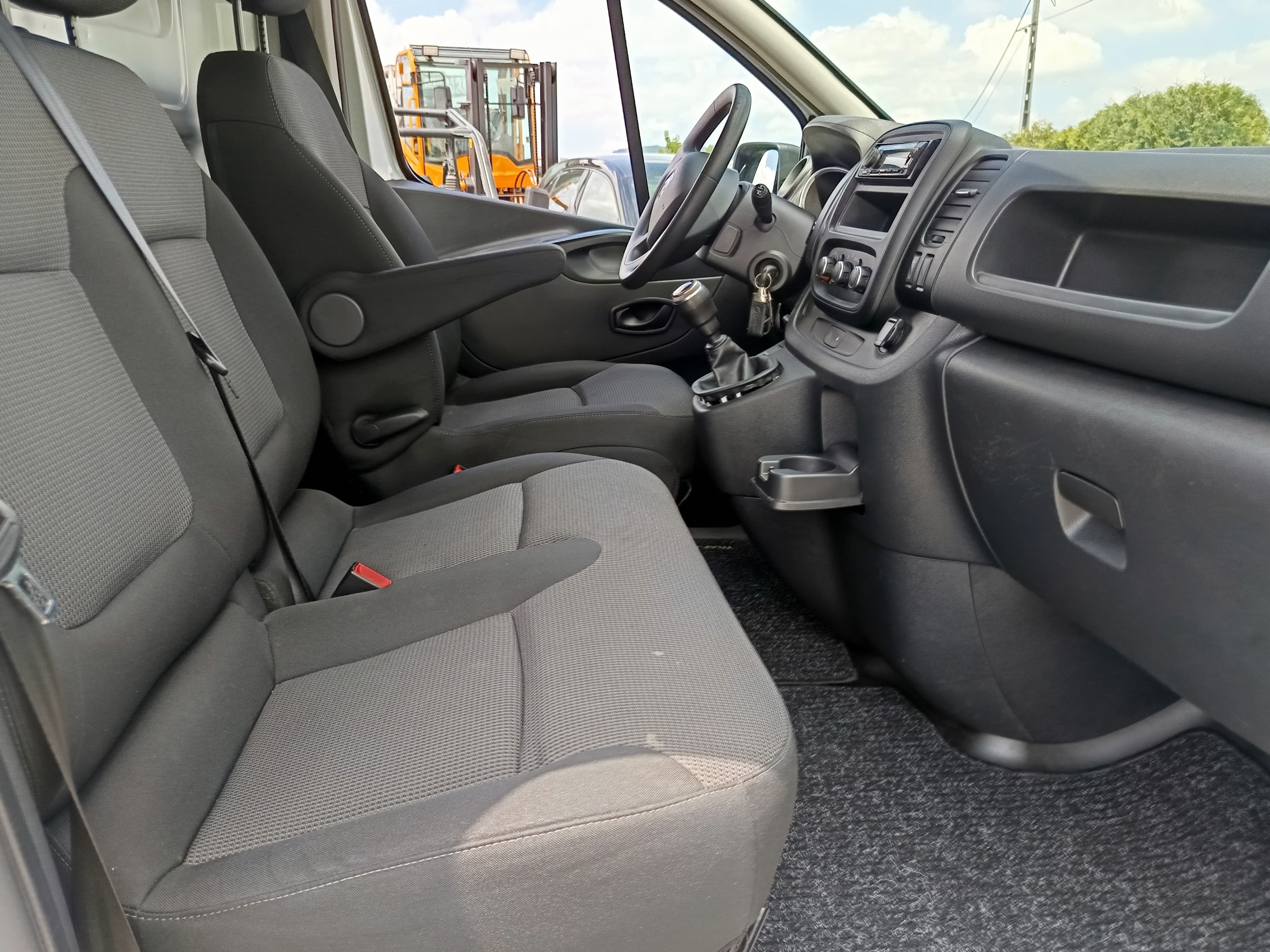 Renault Trafic · Ano 2021 — imagen 21
