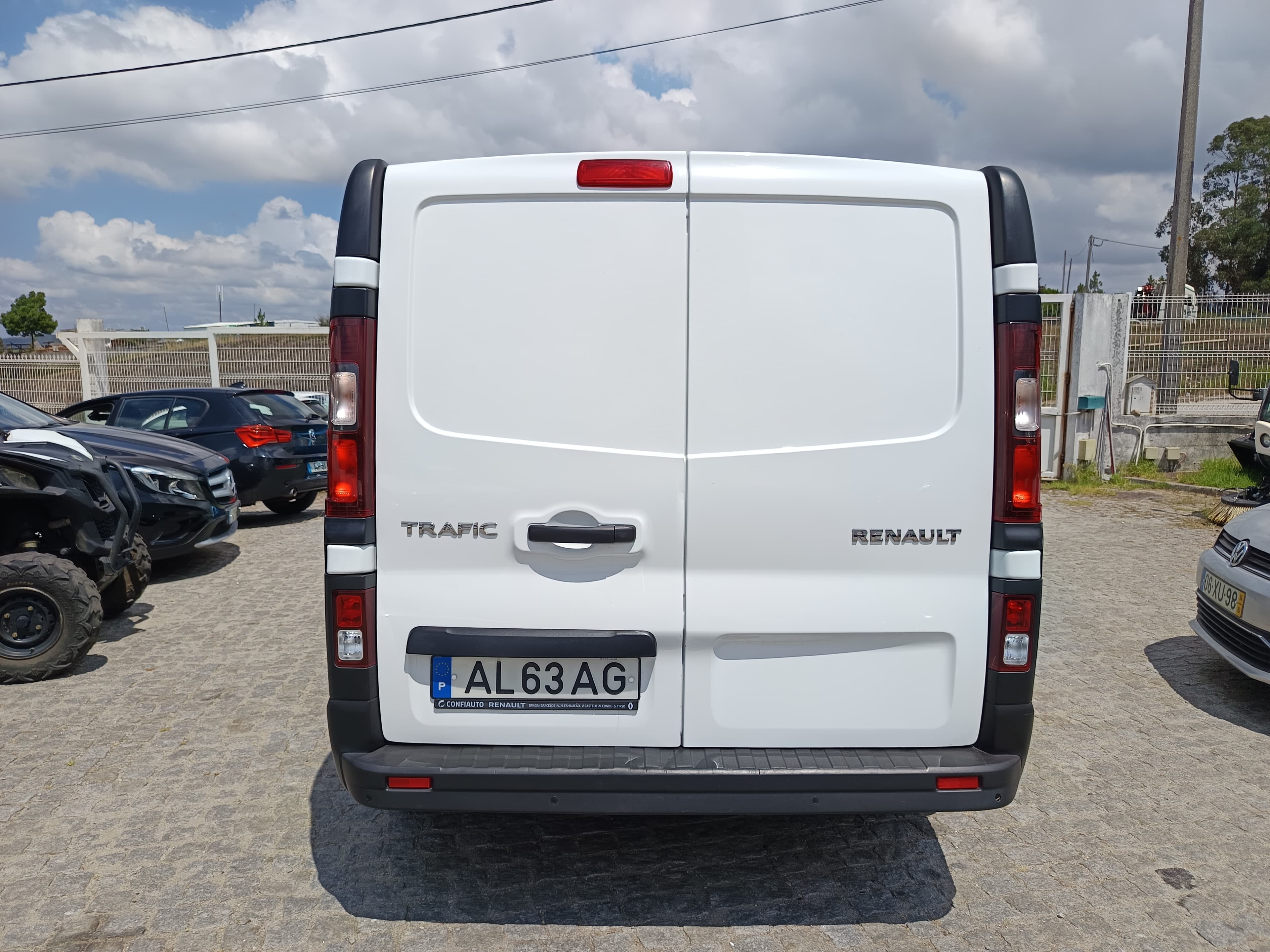 Renault Trafic · Ano 2021 — imagen 5