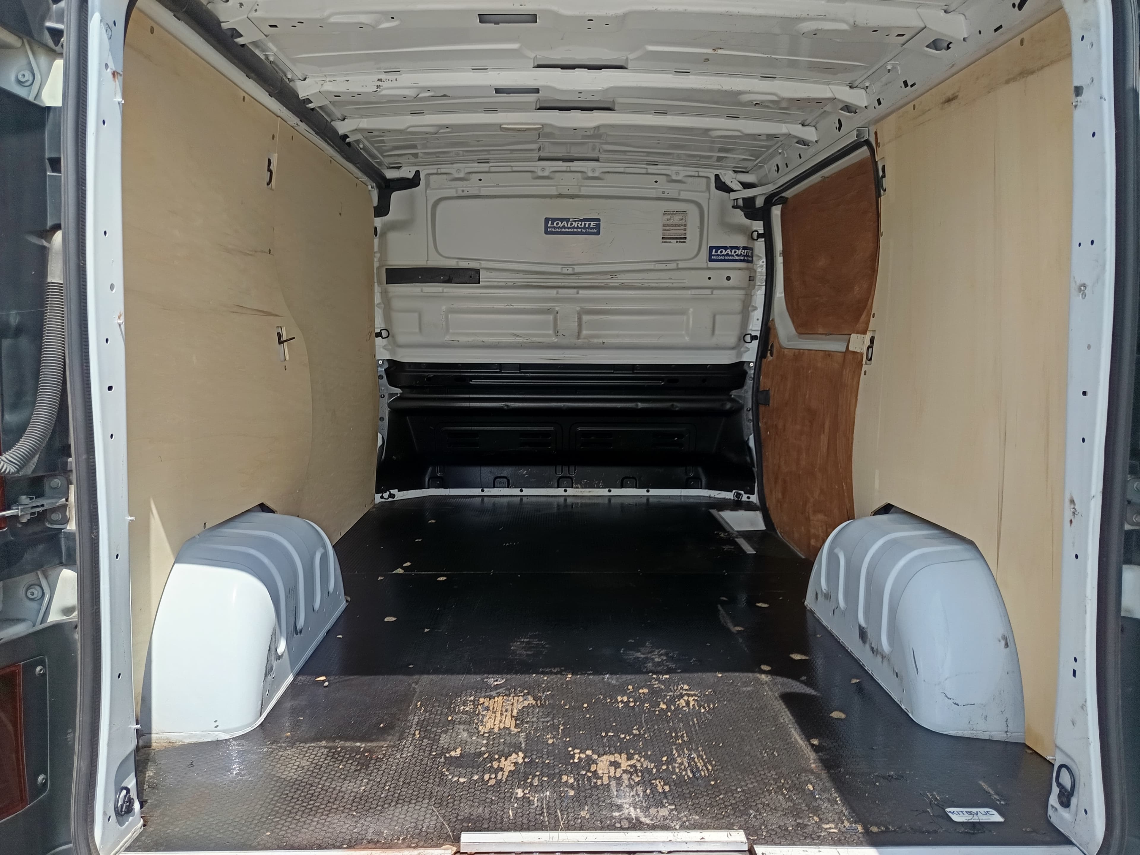Renault Trafic · Ano 2021 — imagen 17