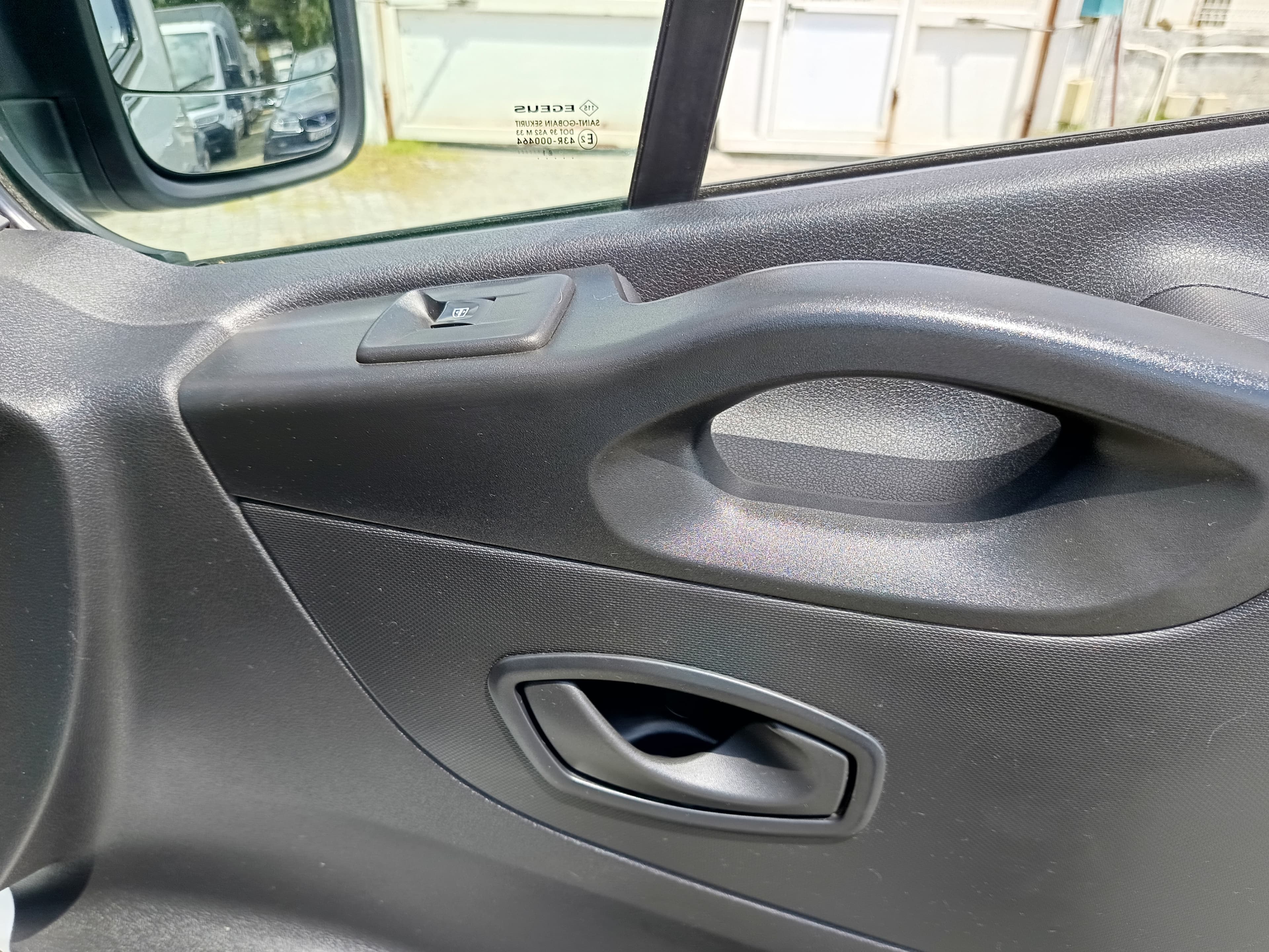 Renault Trafic · Ano 2021 — imagen 20