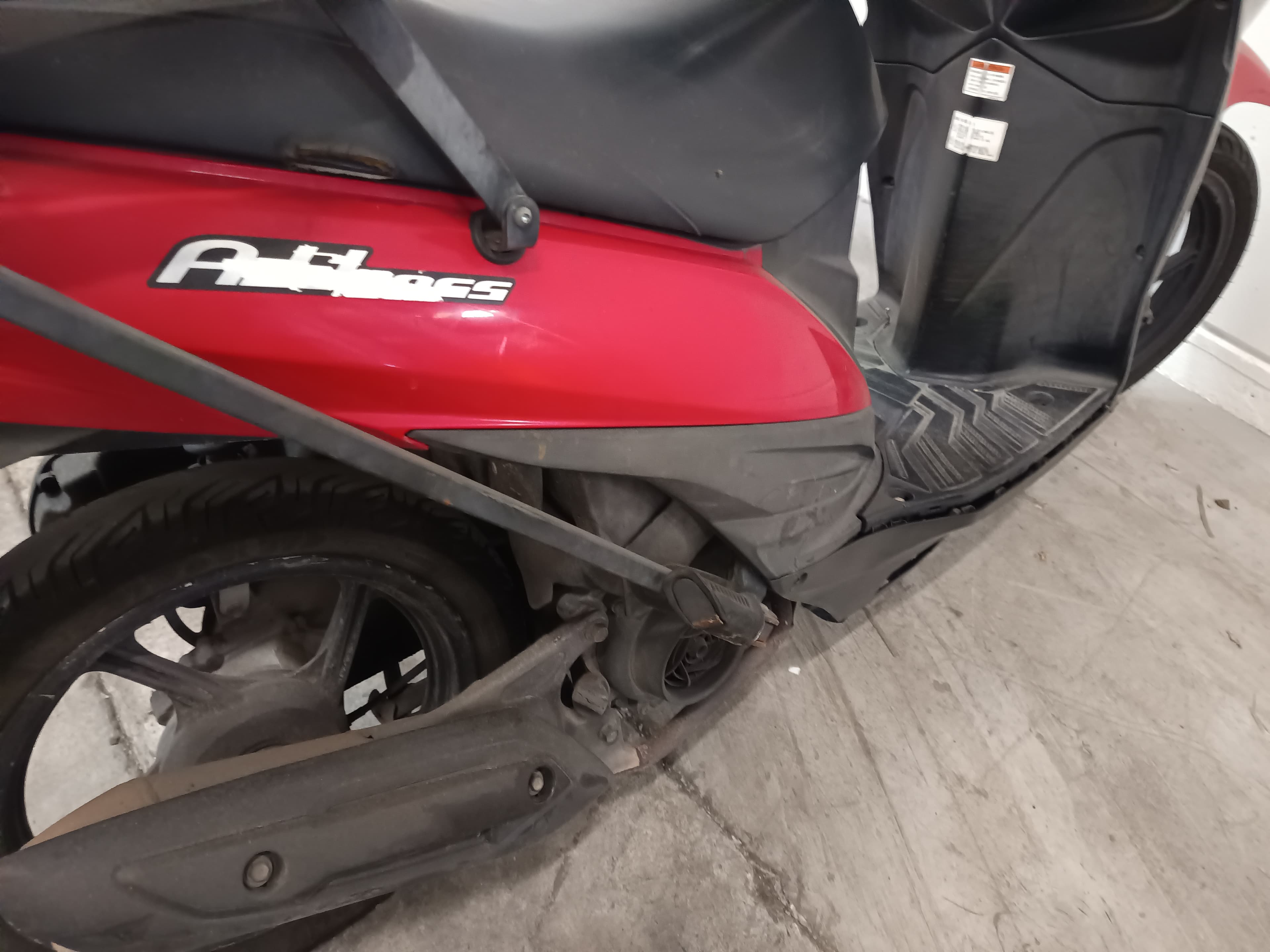 Suzuki UK 110 Address · Año 2015 — imagen 8