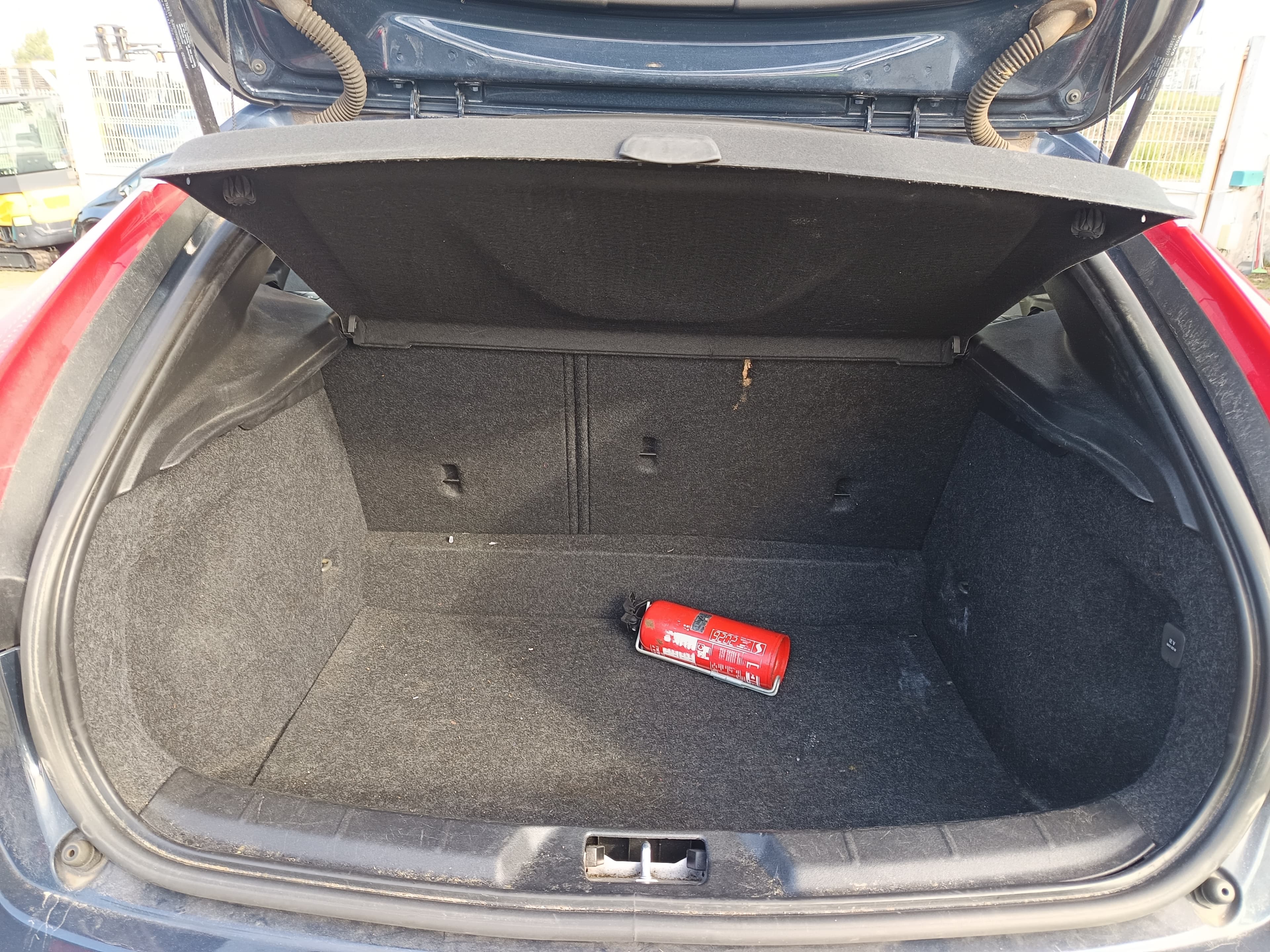 Volvo V40 · Ano 2014 — image 22