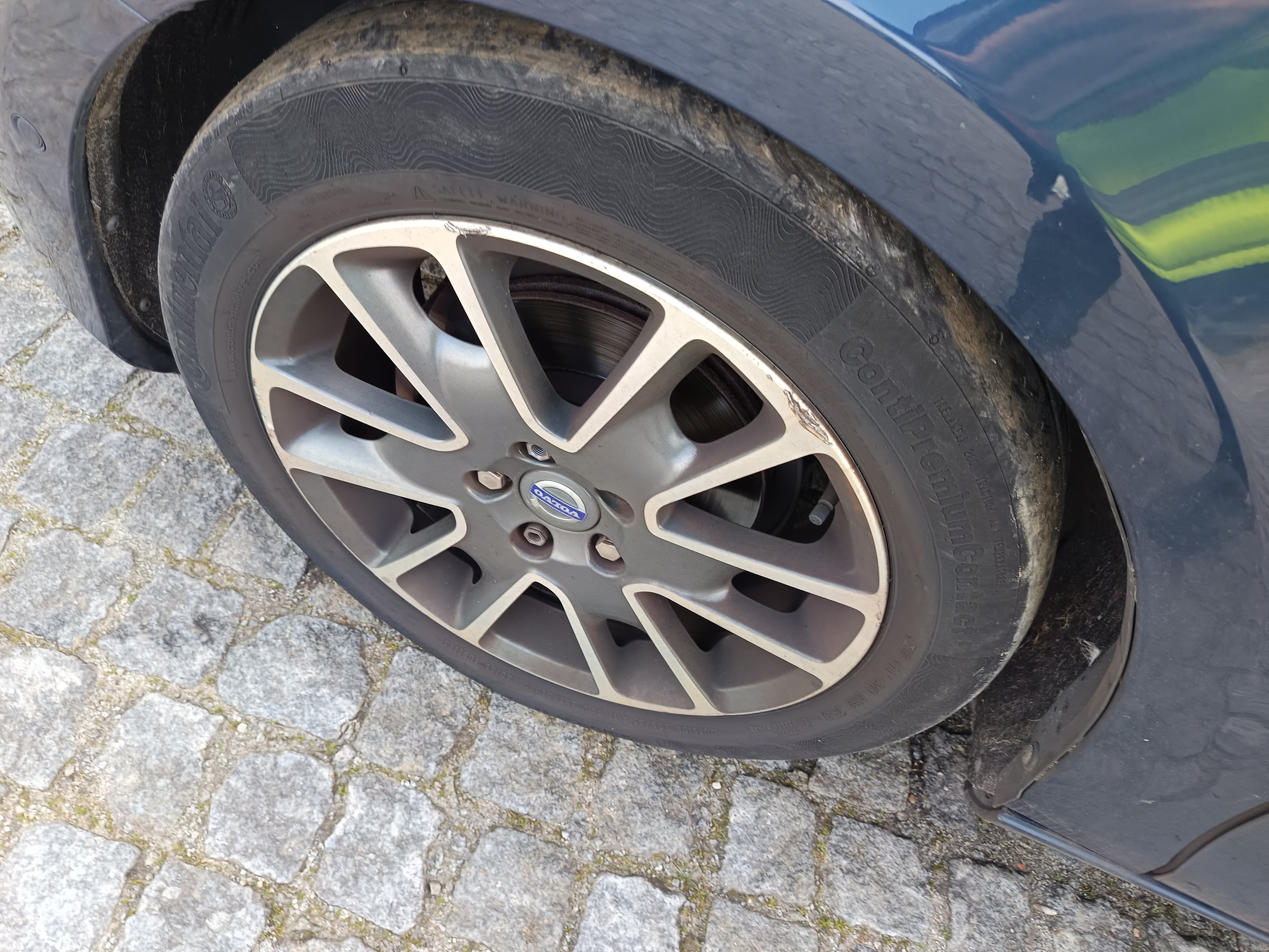 Volvo V40 · Ano 2014 — image 17