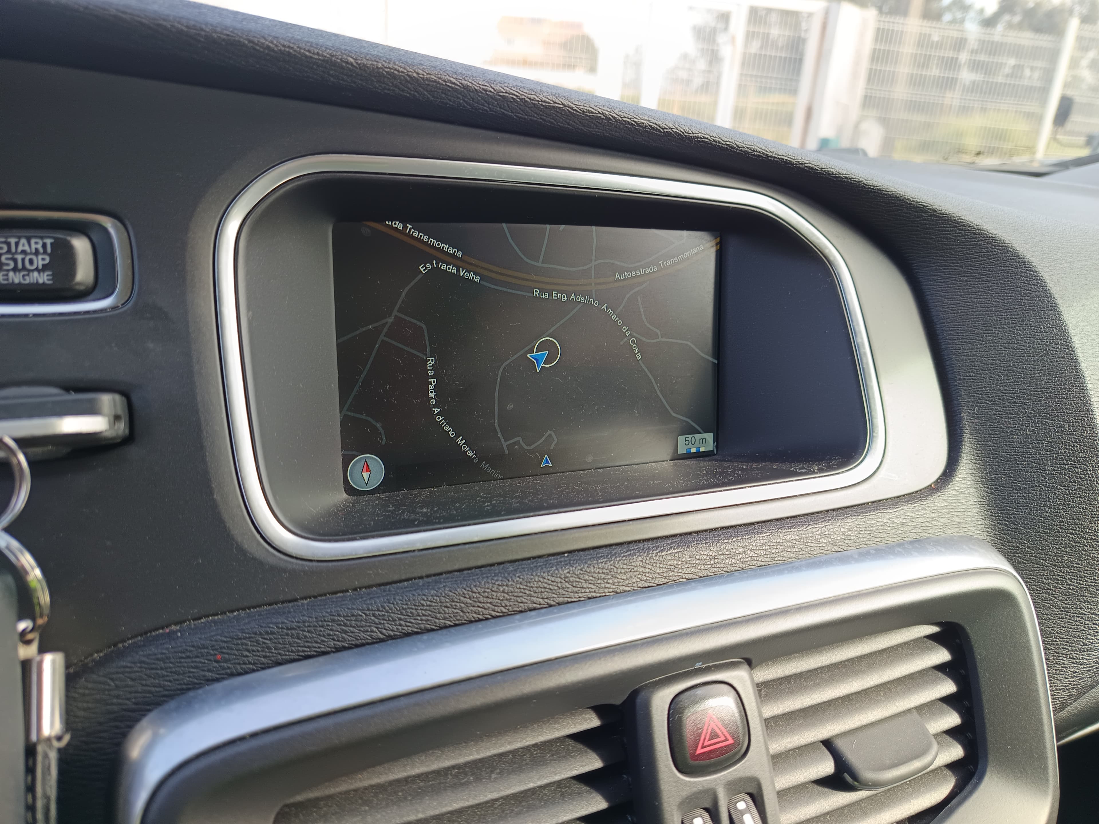 Volvo V40 · Ano 2014 — image 39