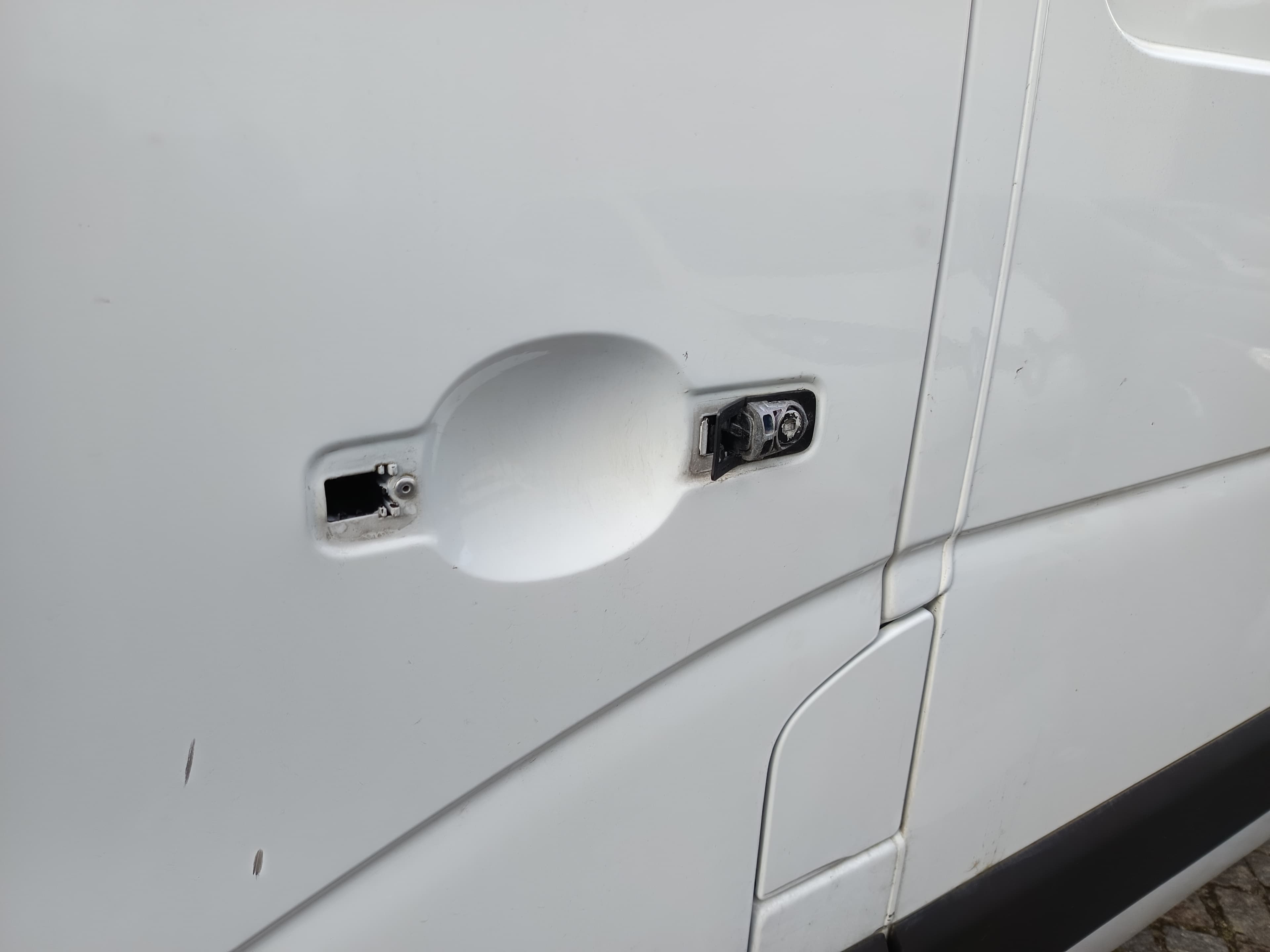 Renault Master · Ano 2015 — imagem 9