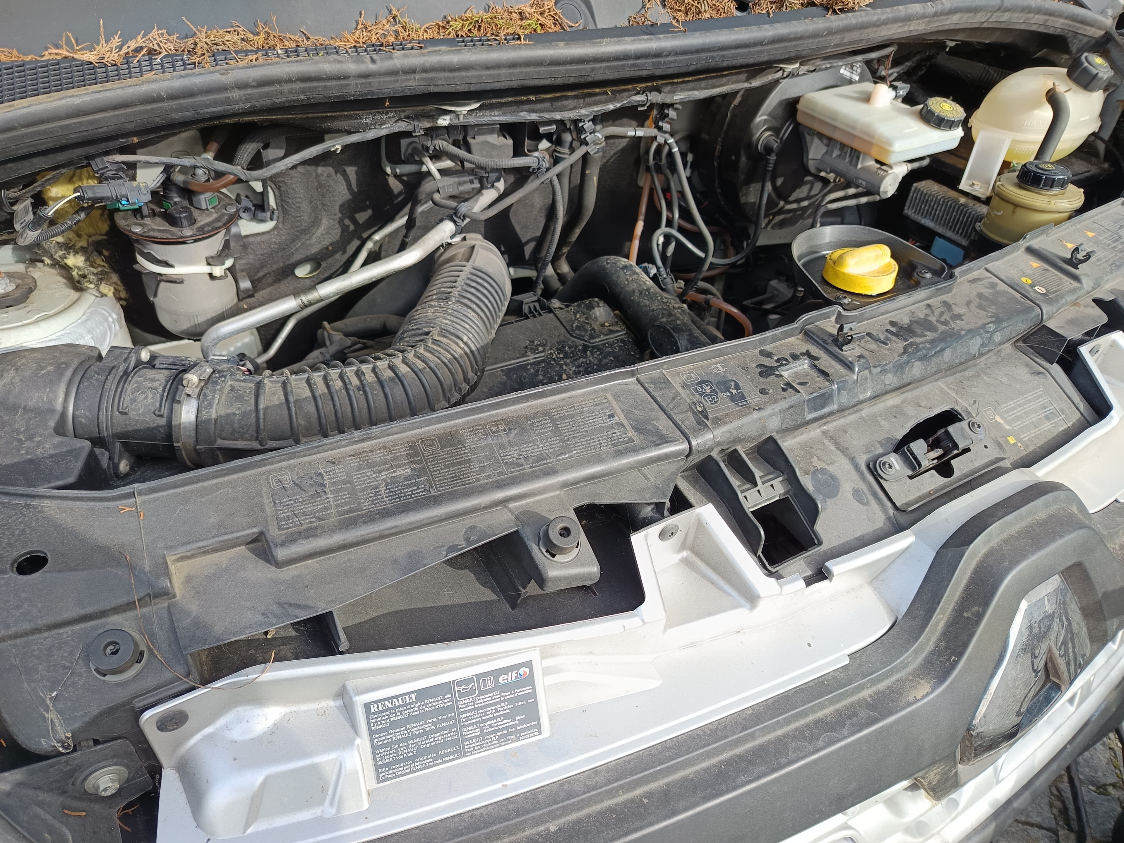 Renault Master · Ano 2015 — imagem 22