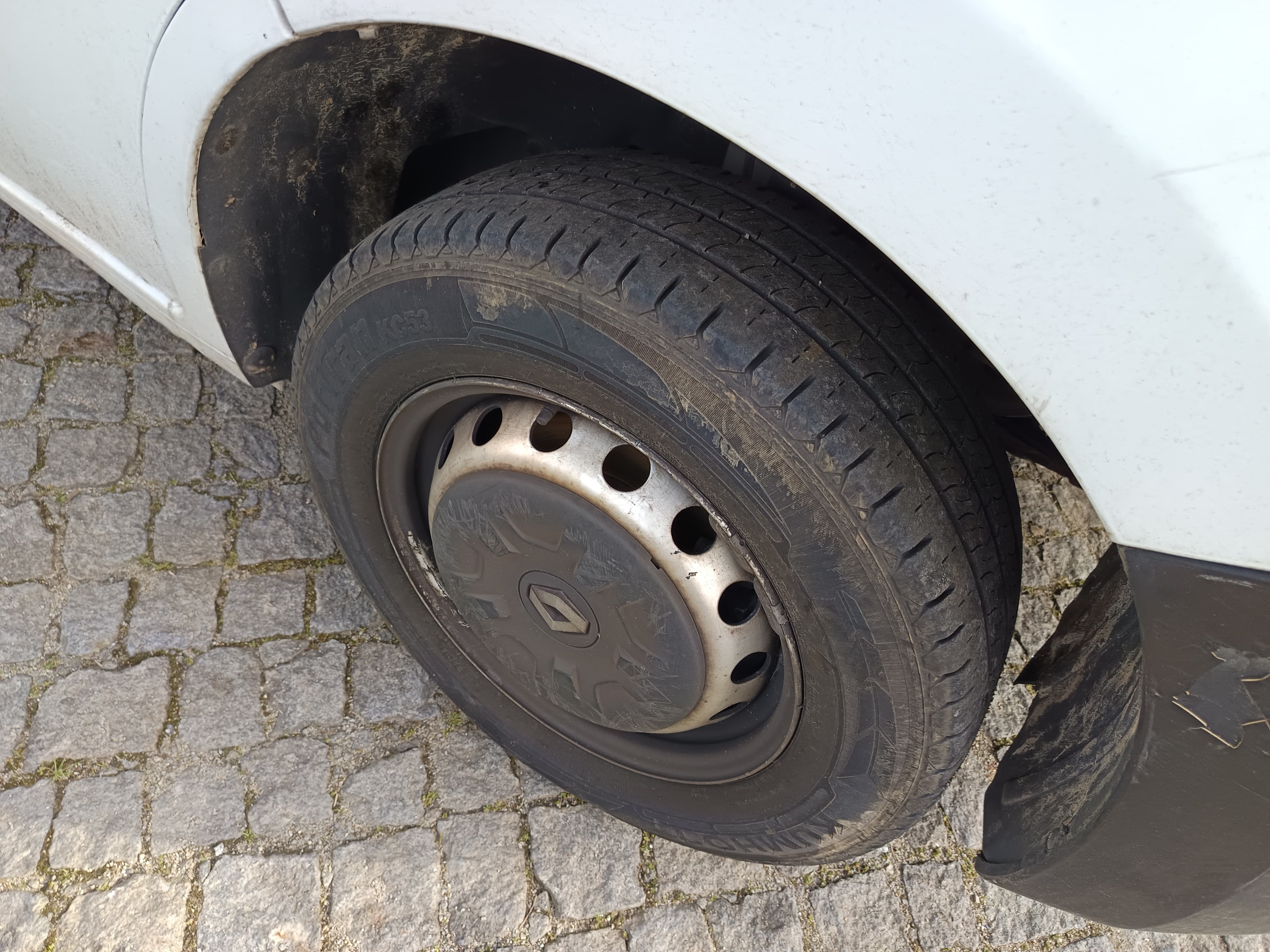Renault Master · Ano 2015 — imagem 12