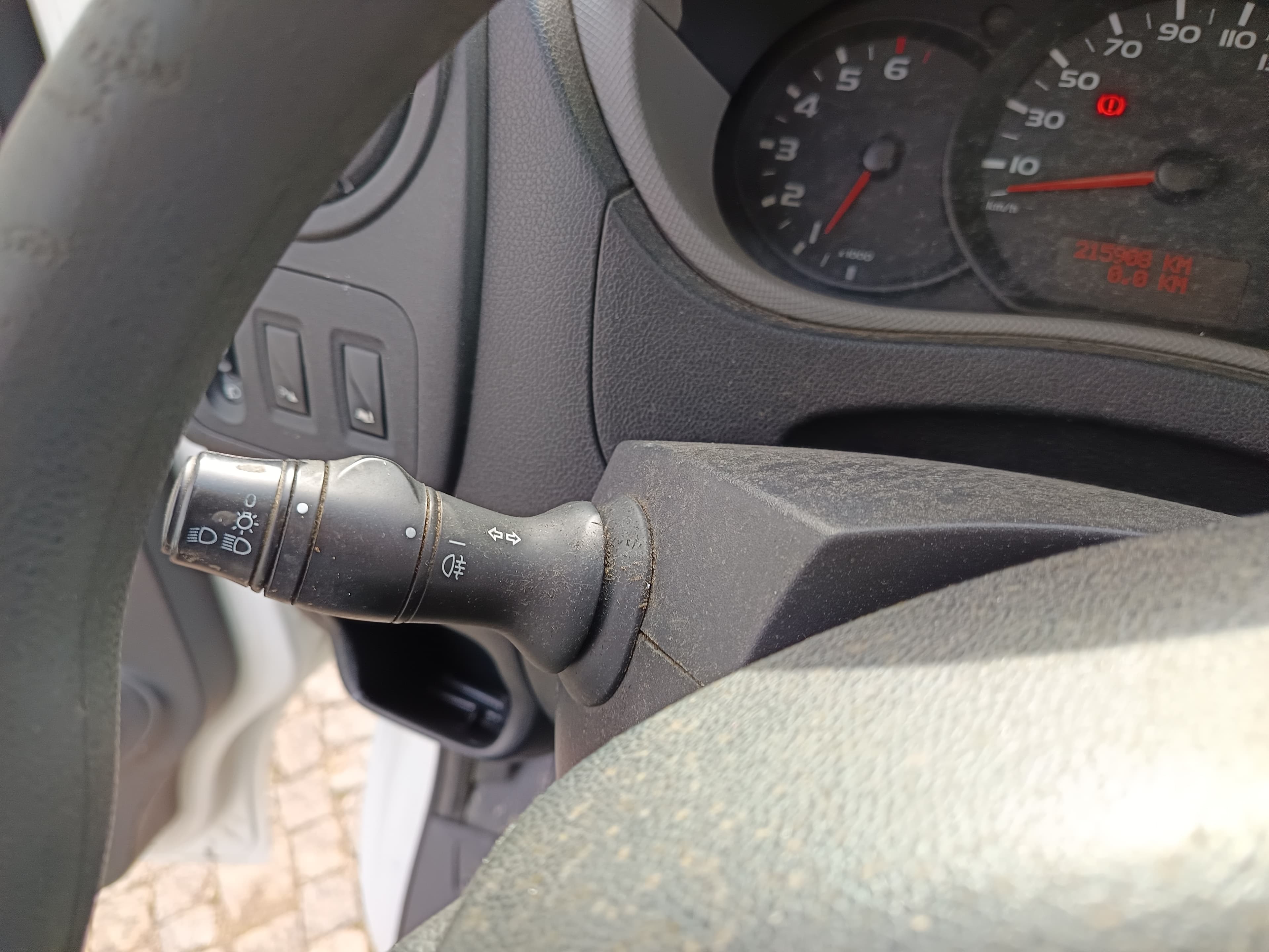Renault Master · Ano 2015 — imagem 34