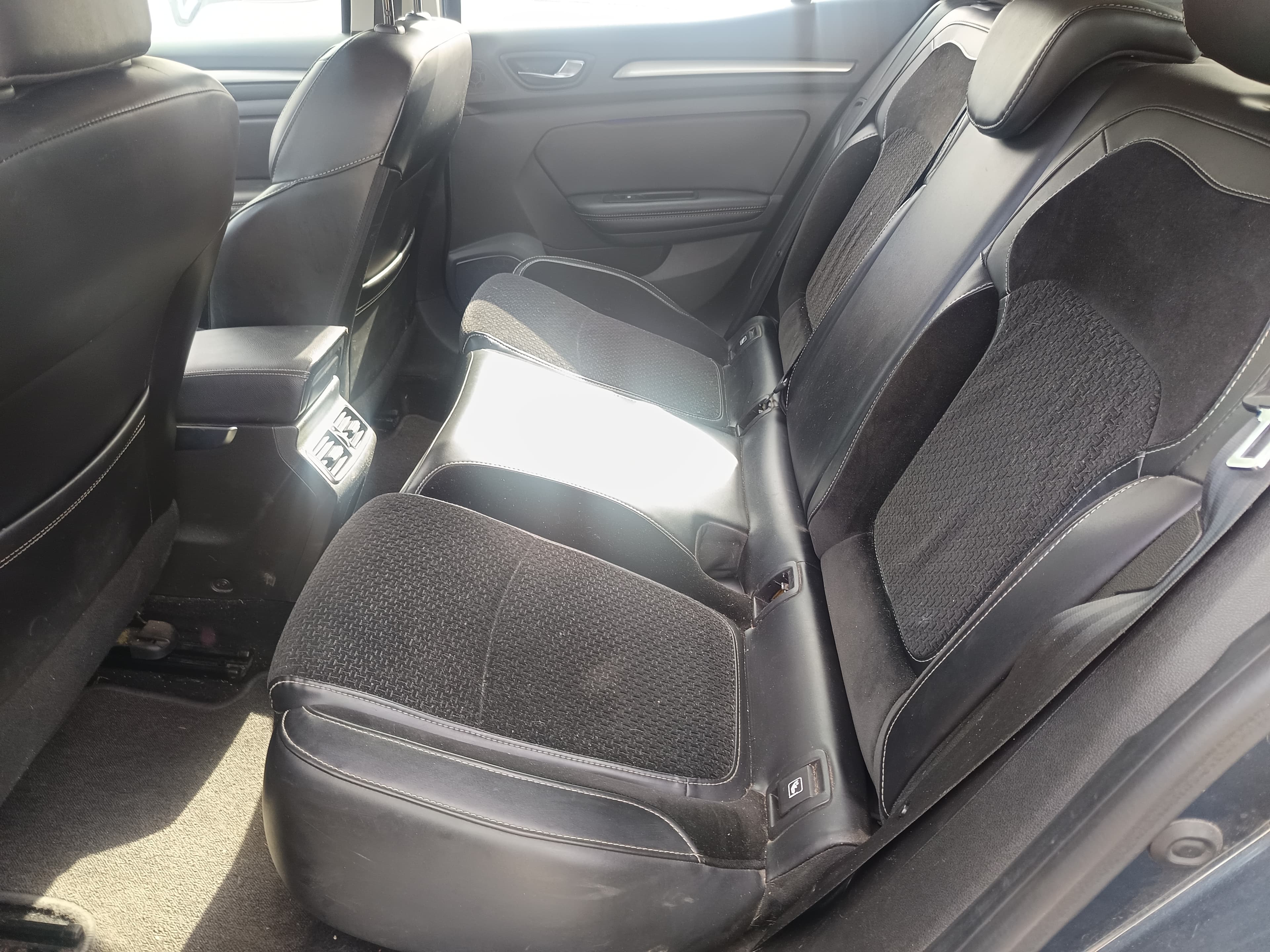 Renault Mégane · Año 2016 — imagen 43