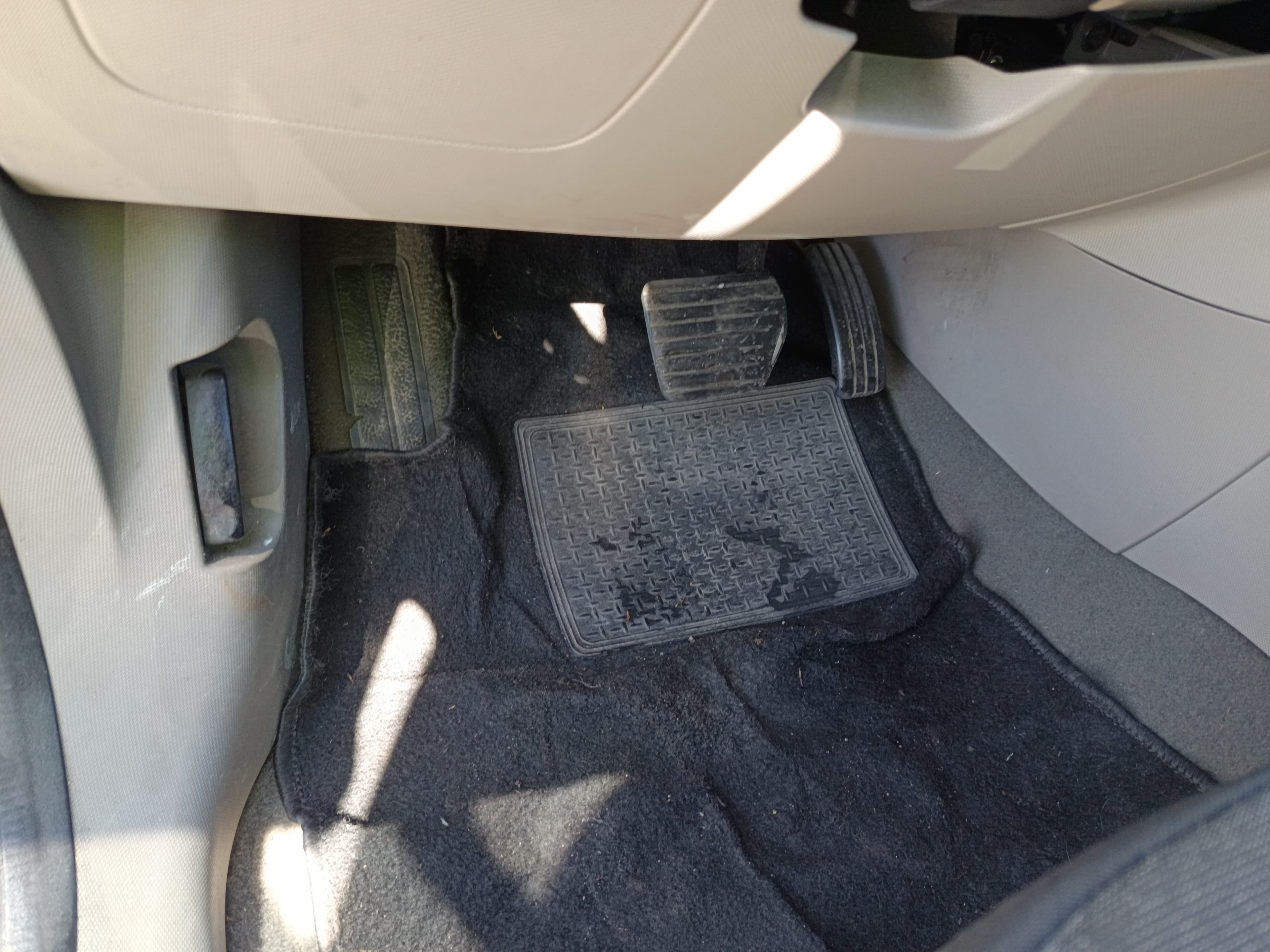Renault Zoe · Ano 2016 — imagem 40