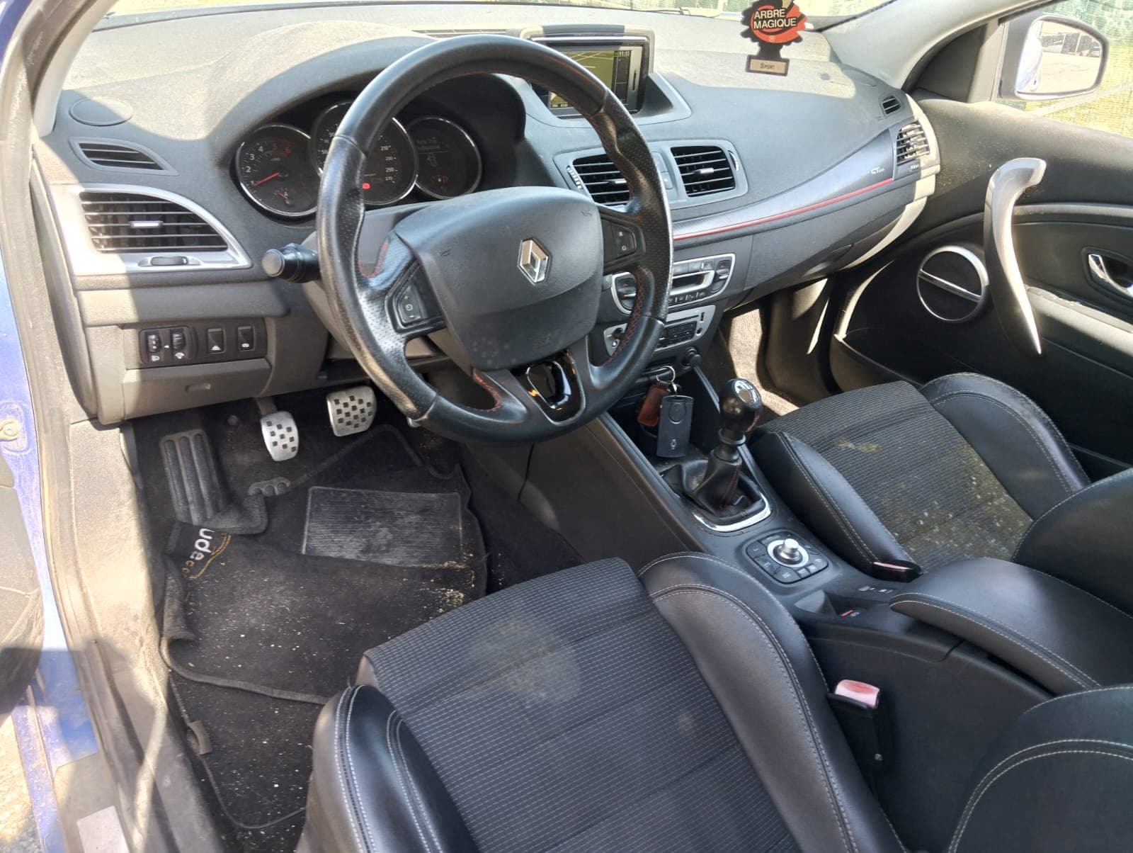 Renault Mégane · Ano 2012 — image 19